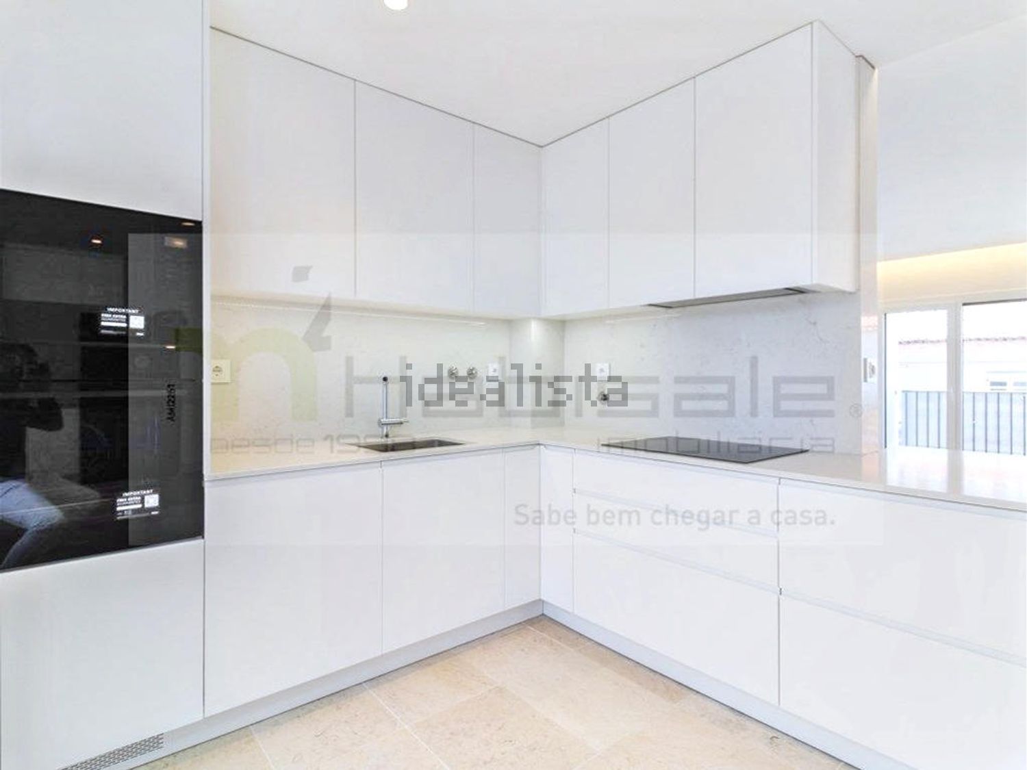 联排别墅出售在Rua Almirante Gago Coutinho, 58 a - 厨房