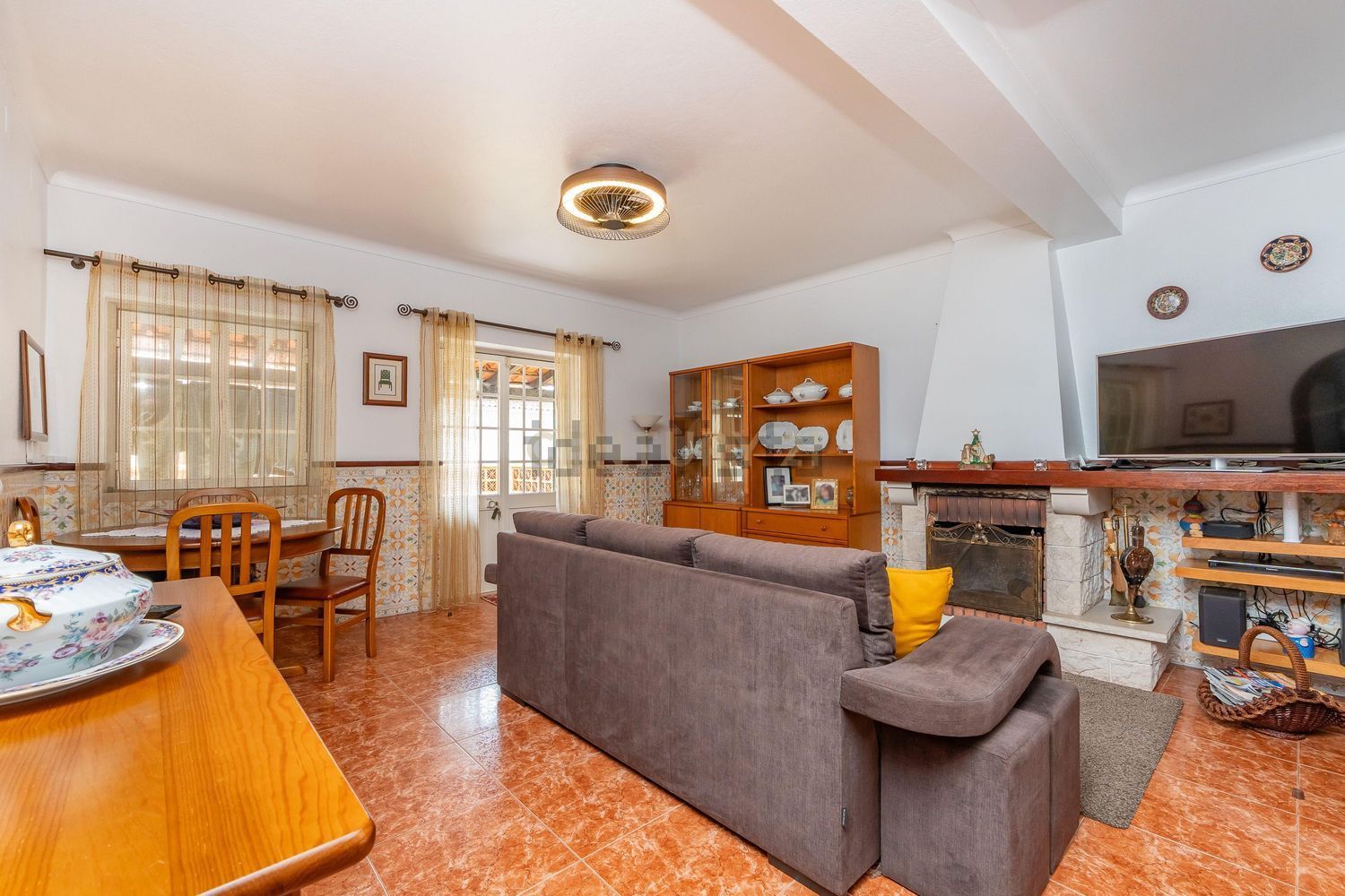 小楼房或独栋别墅出售在Rua Luís De Camões s/n - 客厅