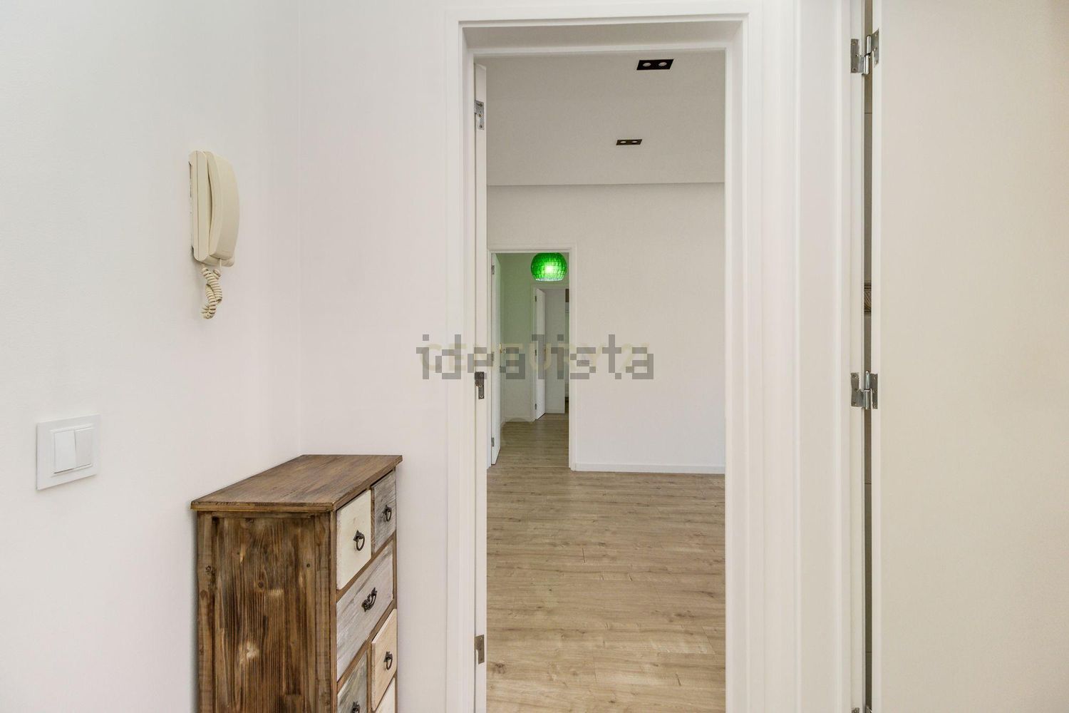 出租公寓 t2在Avenida Conselheiro Barjona de Freitas, 7 - 过道