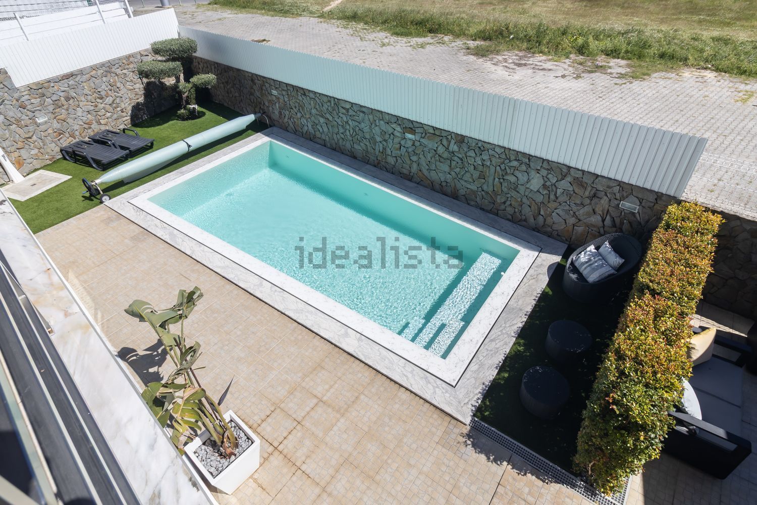 小楼房或独栋别墅出售在Rua Jorge Brum do Canto - 游泳池