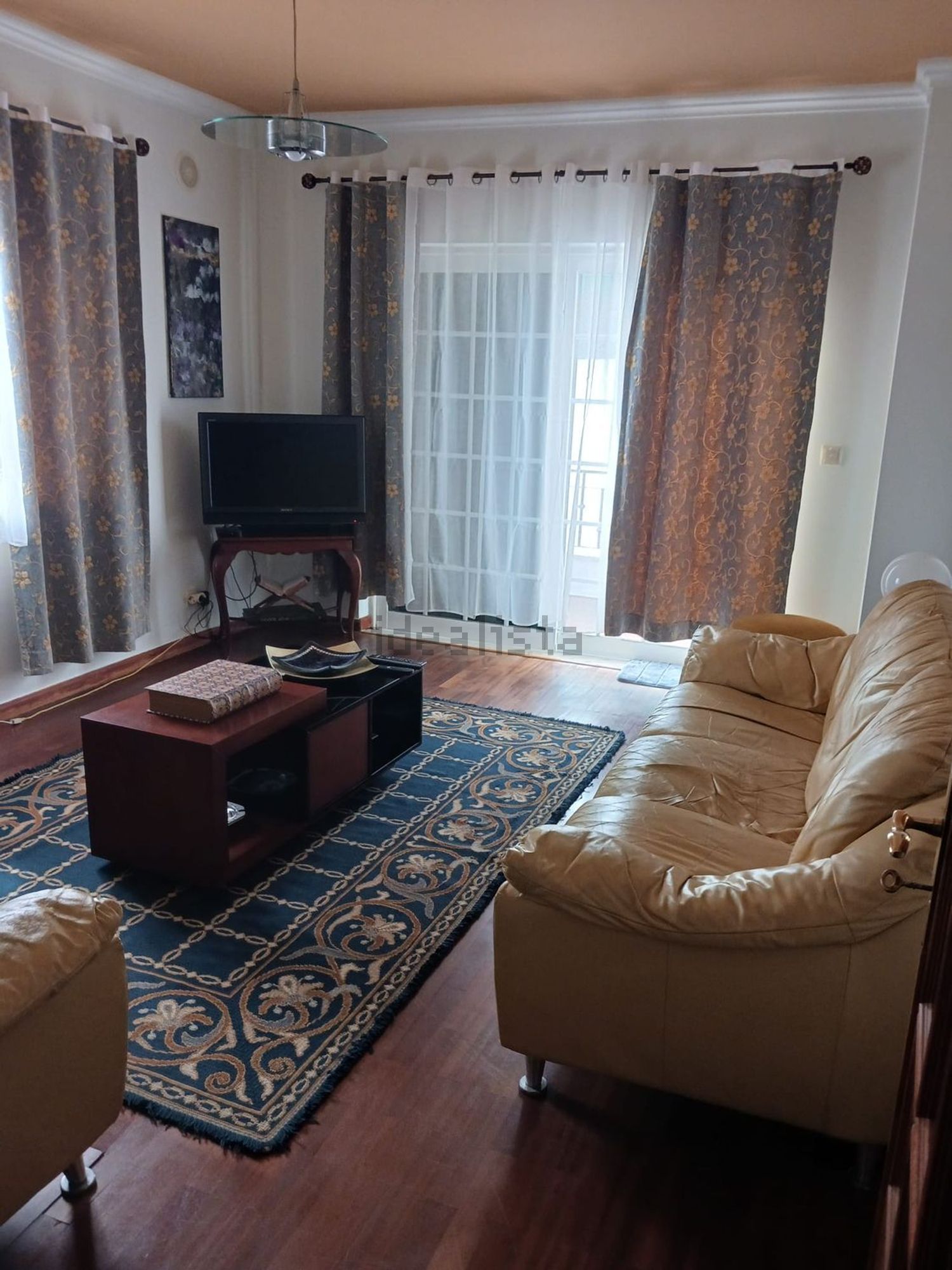 双拼别墅出售在Rua Primeiro de Maio, 3 - 客厅