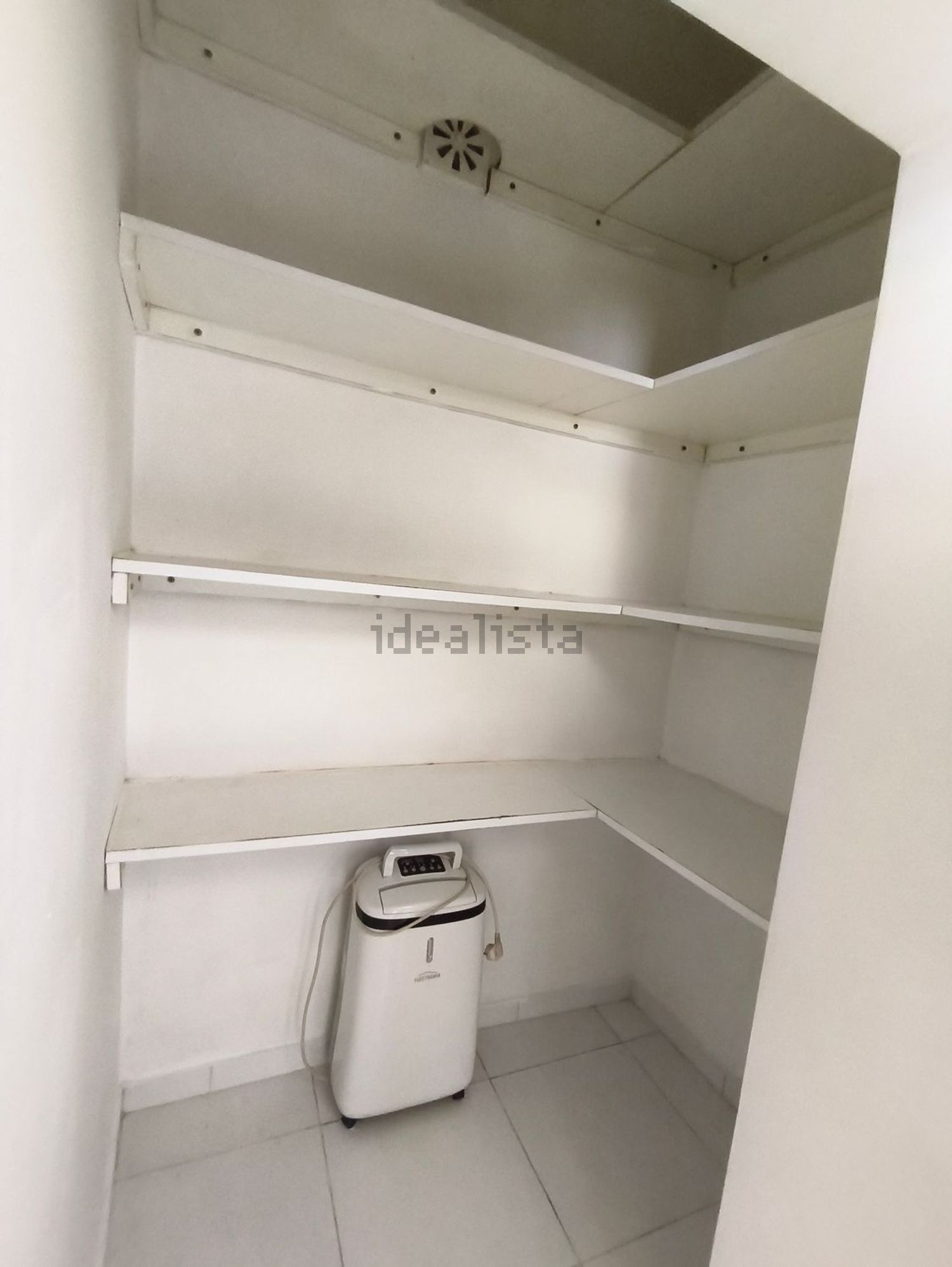 出租公寓 t1Campo Amoreiras, 105 - 储藏室