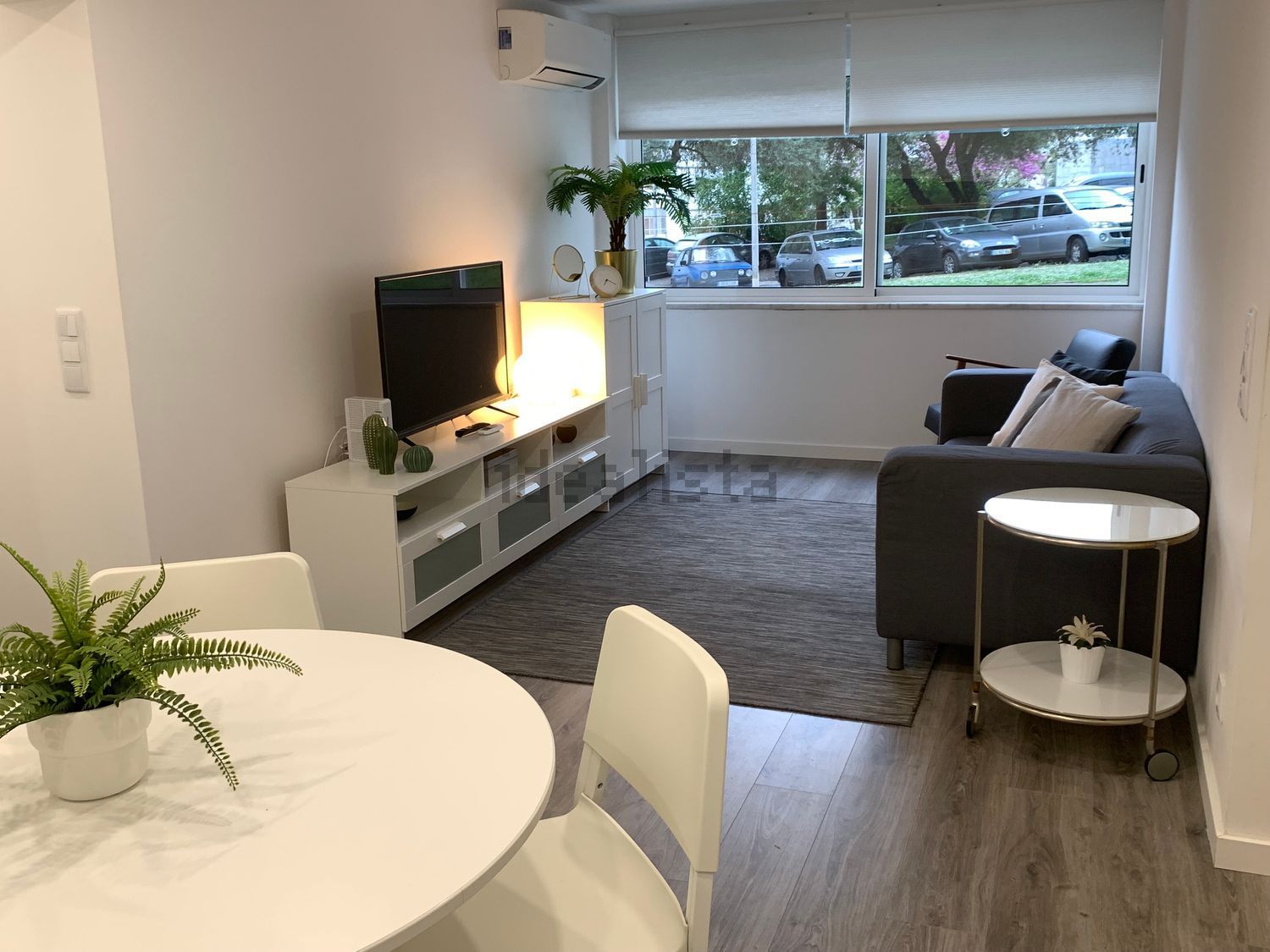 出租房间在Rua Sargento Armando Monteiro Ferreira, 35 - 客厅