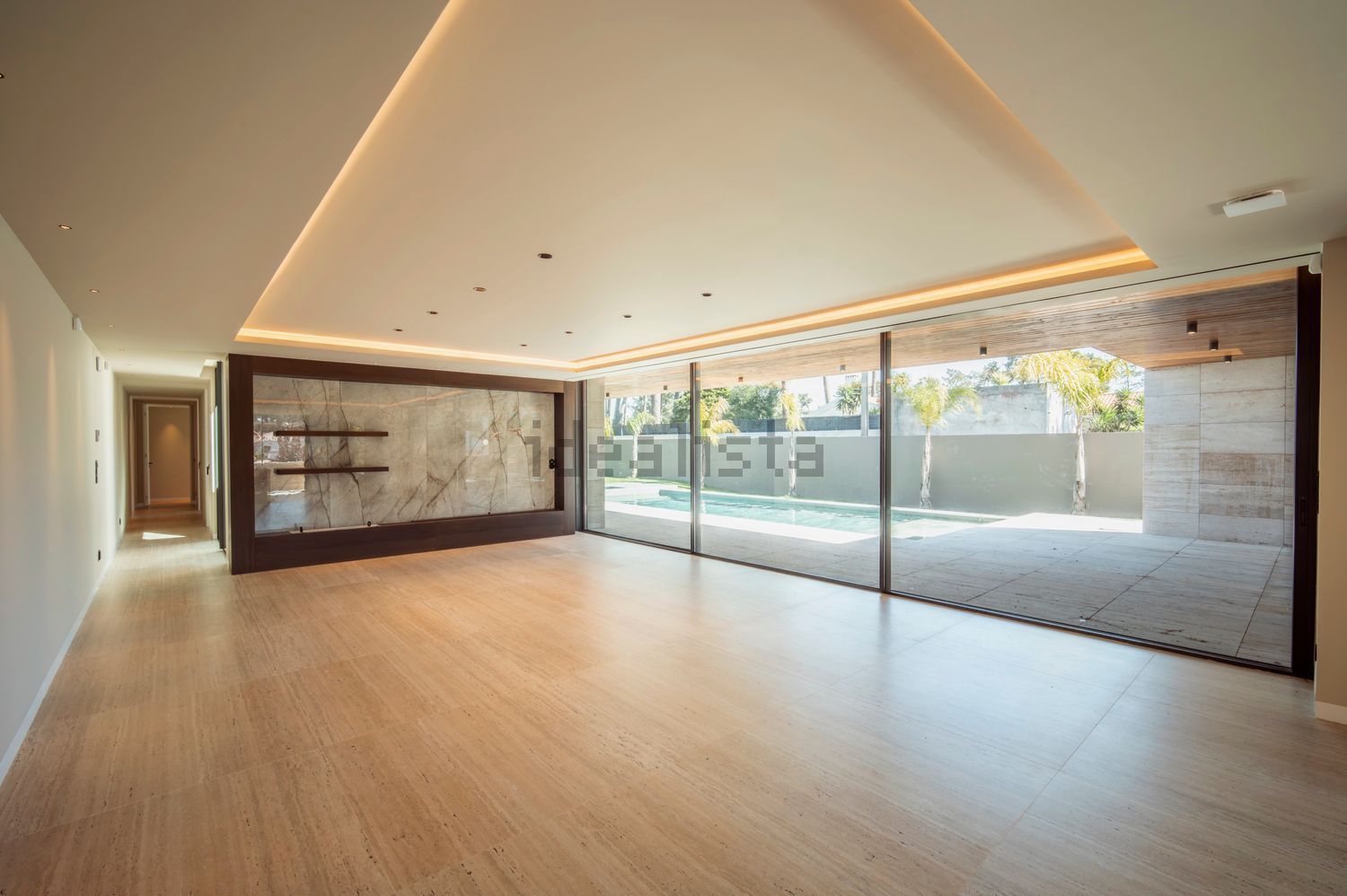 小楼房或独栋别墅出售在Avenida do Mar - 客厅