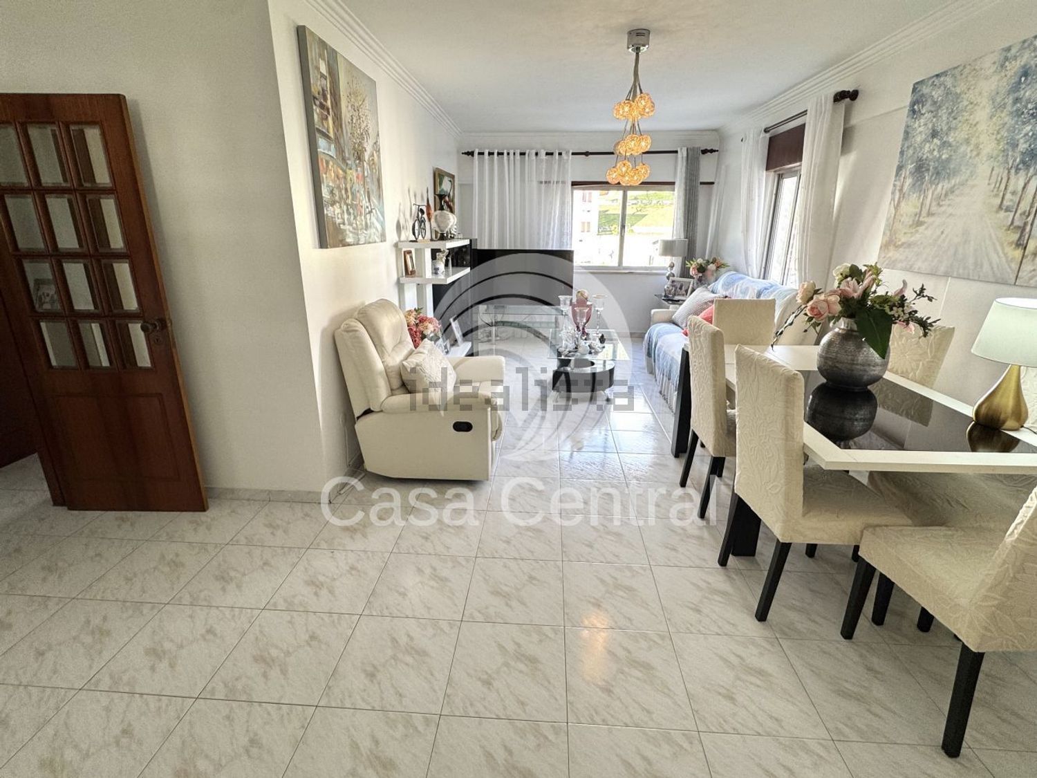 公寓 t2出售在Rua Mirante, 35 - 客厅