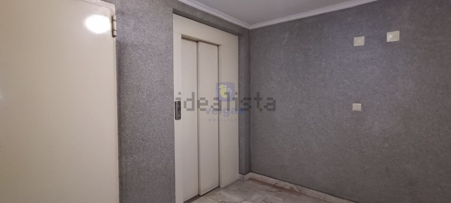 公寓 t2出售在Ramada e Caneças - 照片