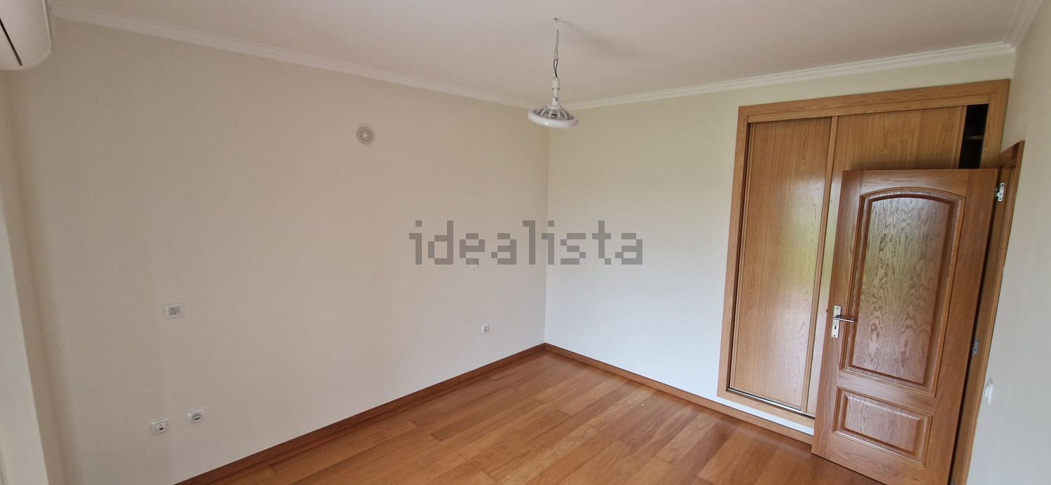 出租双拼别墅在Rua da Adega Cooperativa de Montijo, 194 - 居住