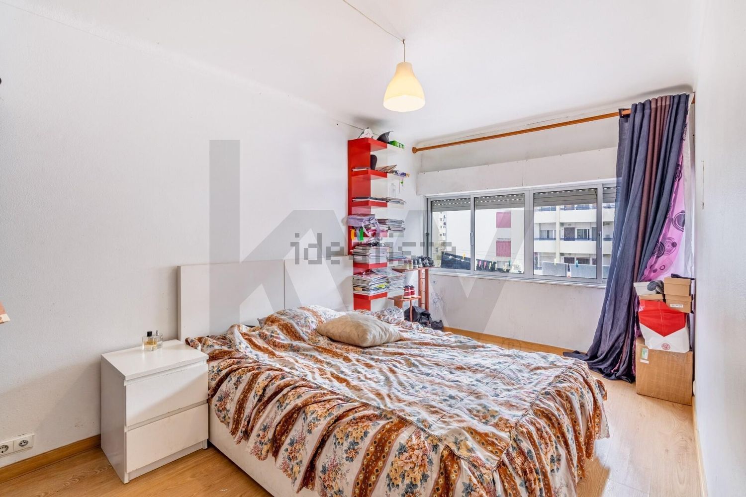 公寓 t2出售在Santo António dos Cavaleiros e Frielas - 卧室