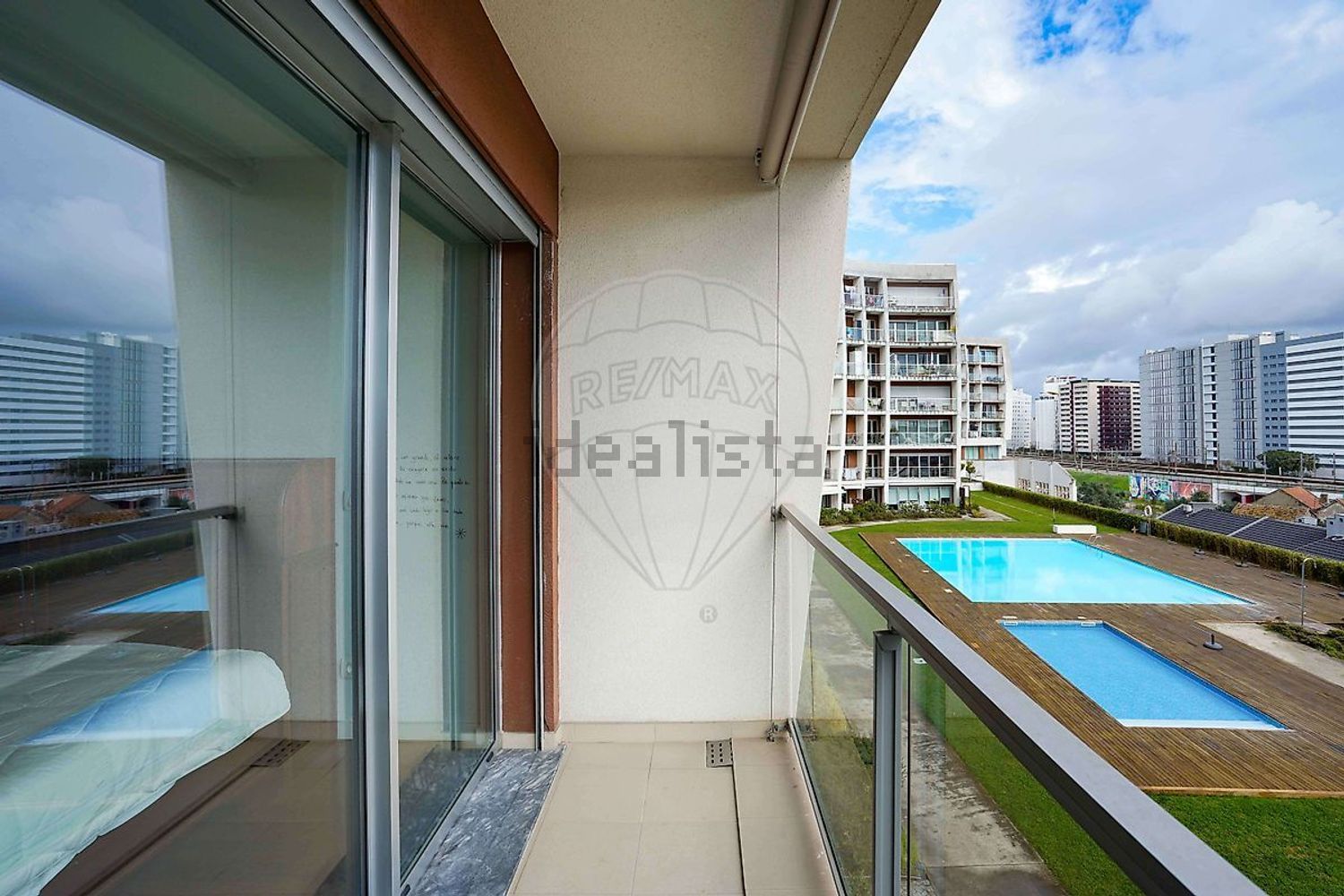 公寓 t1出售在Rua Centieira - 阳台