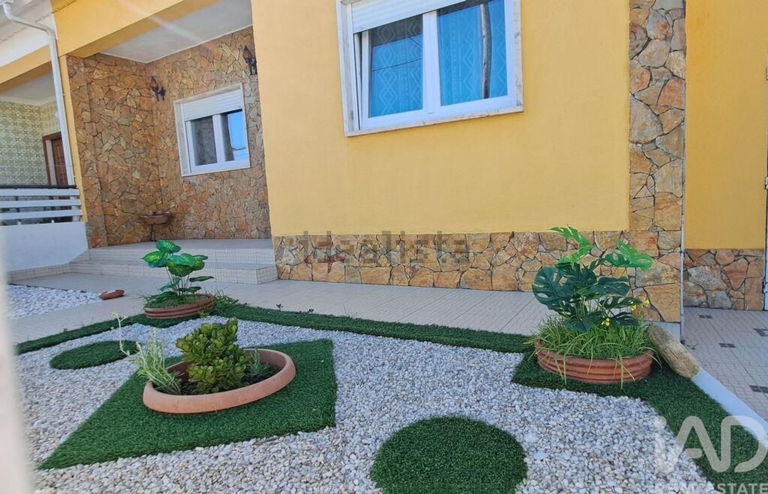 双拼别墅出售在Santa Cruz - 外立面