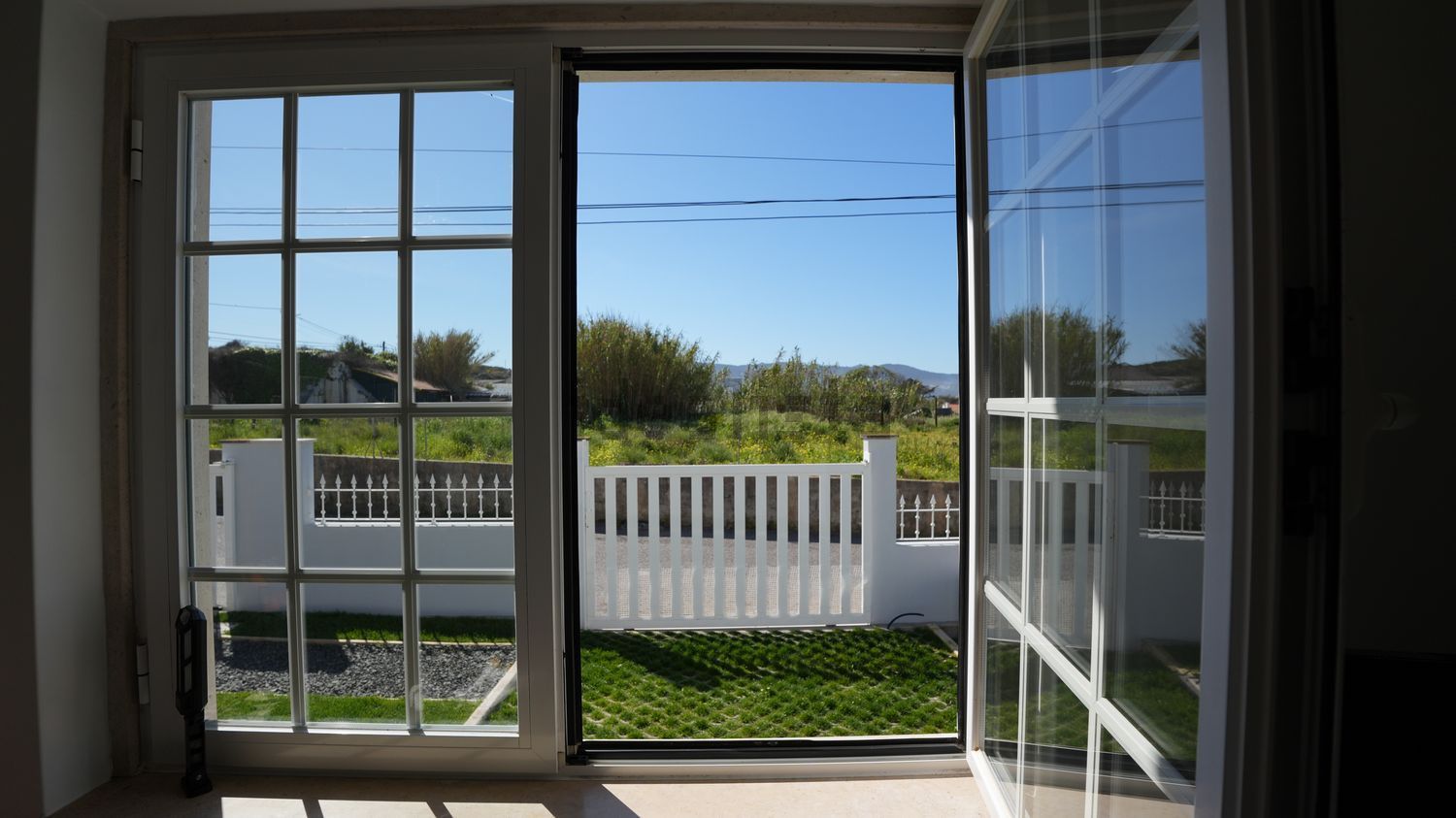 小楼房或独栋别墅出售在Estrada da Tomadia s/n - 阳台