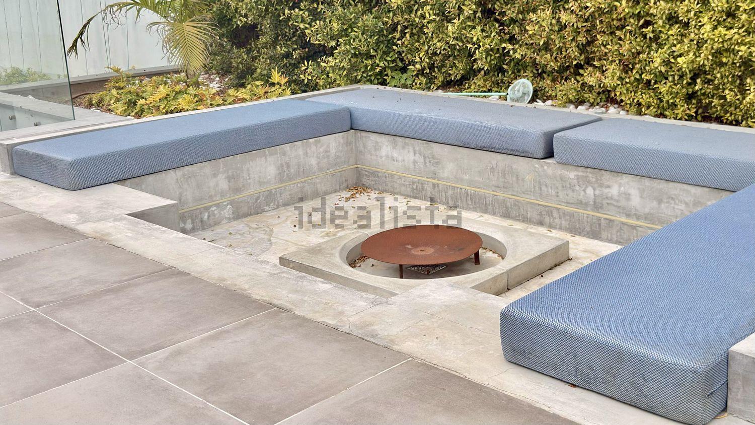 小楼房或独栋别墅出售在Rua Mato das Cruzadas - 游泳池