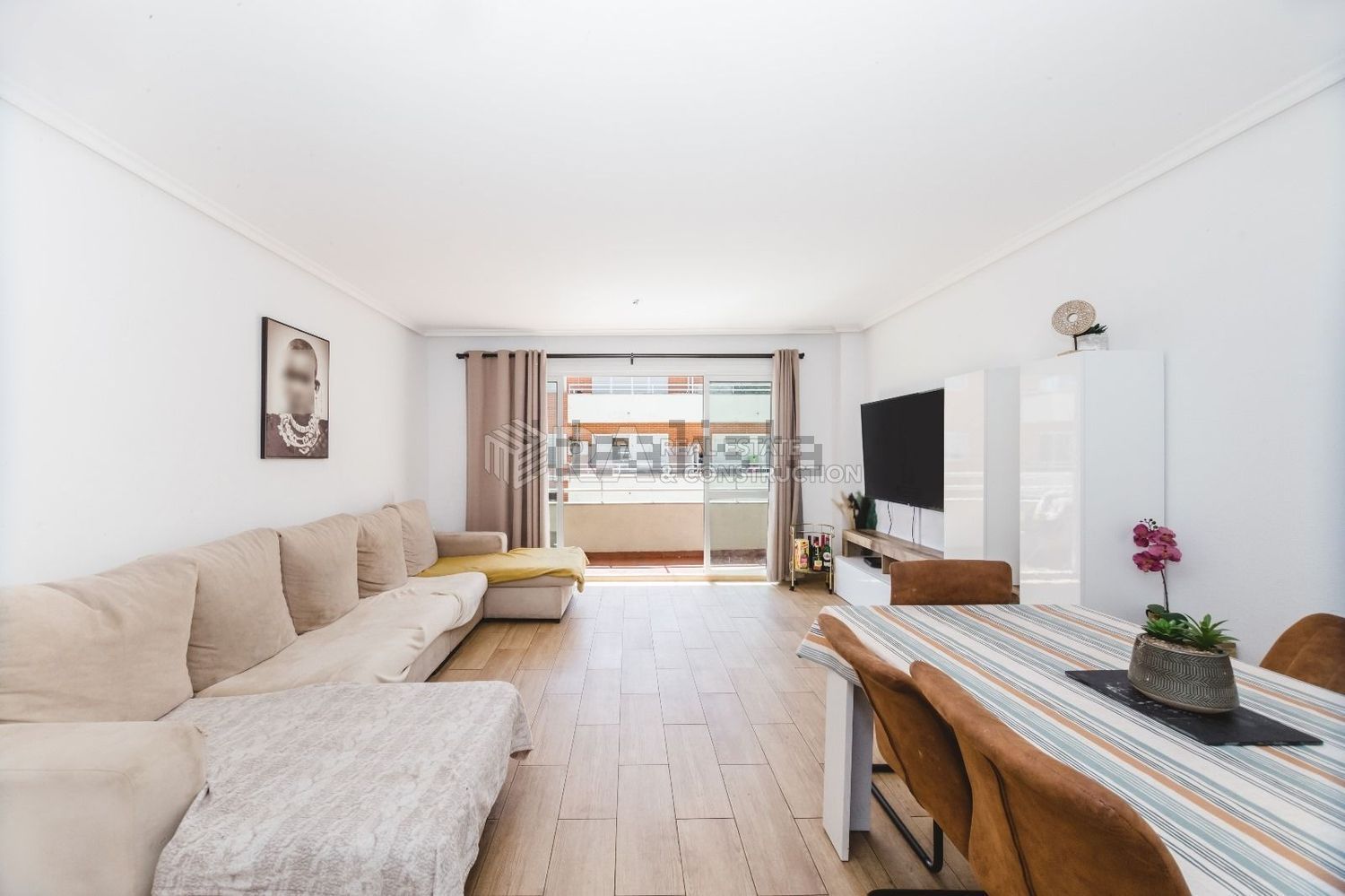 公寓 t3出售在Alhos Vedros - 客厅