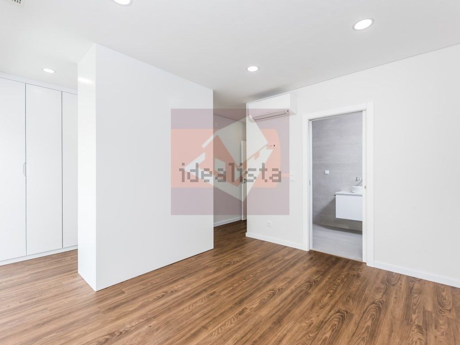 小楼房或独栋别墅出售在Pontinha e Famões - 卧室