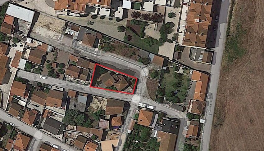 小楼房或独栋别墅出售在Rua do Carrosel, 1