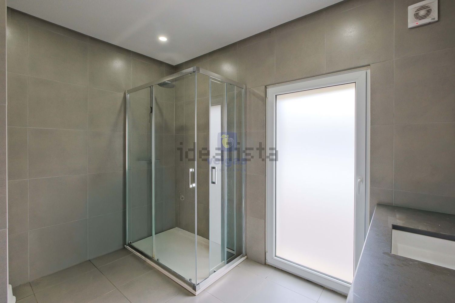 小楼房或别墅出售在Lousa - 照片