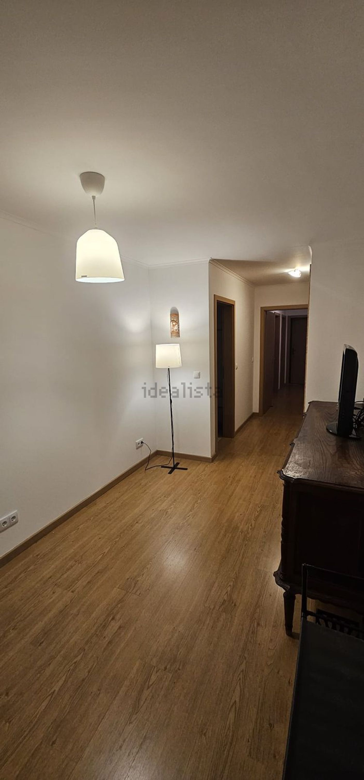 出租房间在Rua Fernando Gusmão, 12 - 前厅