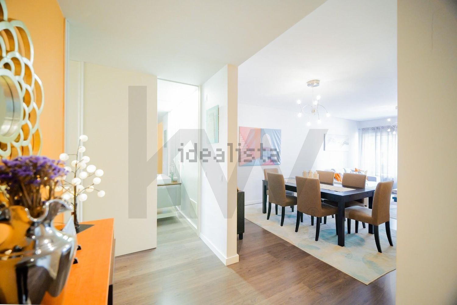 公寓 t2出售在Alto dos Moinhos - 客厅