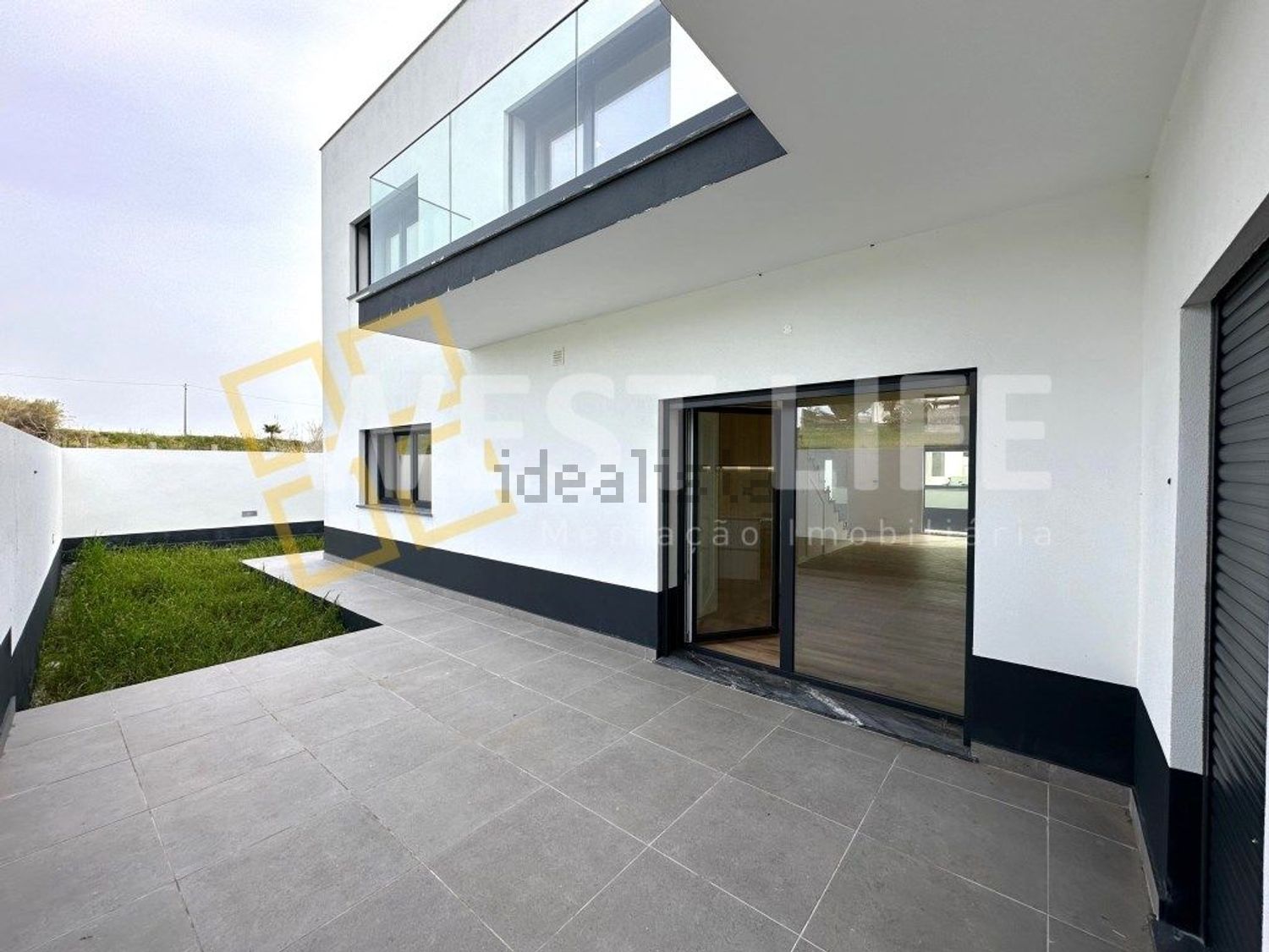 小楼房或独栋别墅出售在Santa Bárbara - 照片