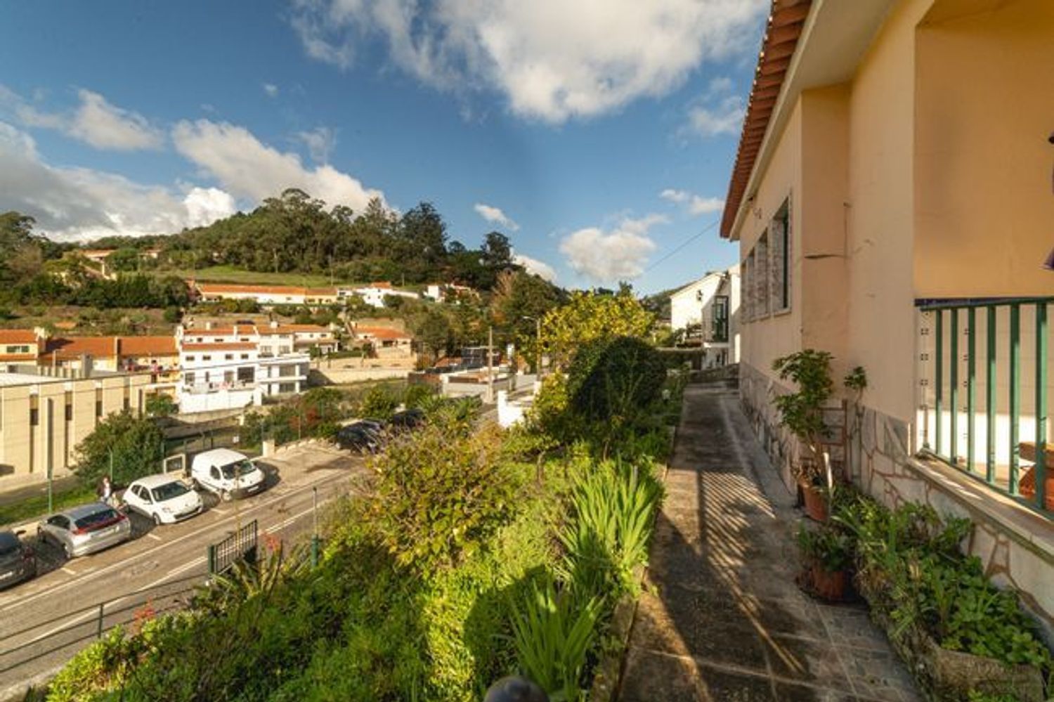 小楼房或独栋别墅出售在Travessa Linhas de Torres - 外立面