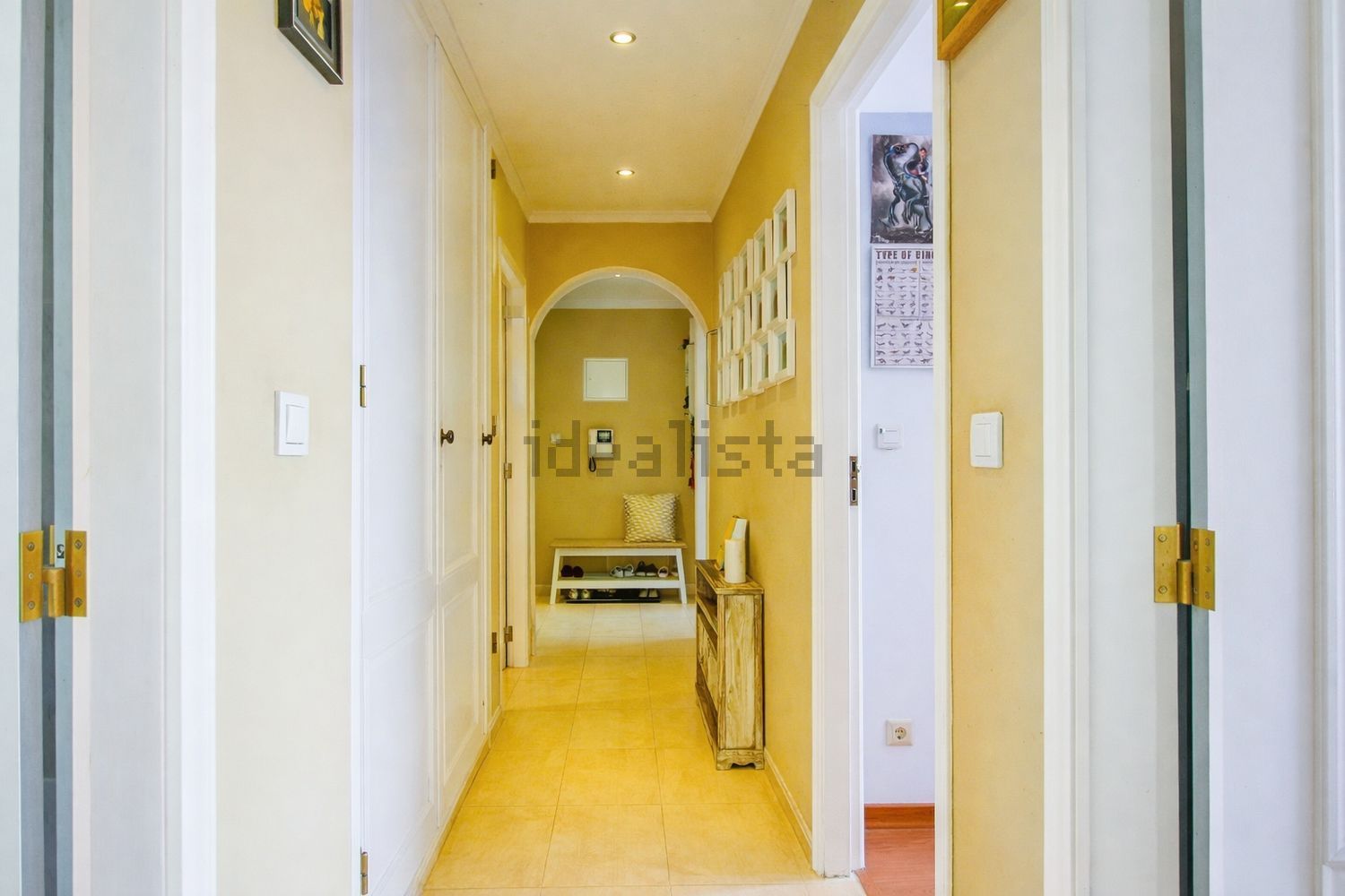 公寓 t3出售在Rua Rafael Bordalo Pinheiro, 18 - 过道