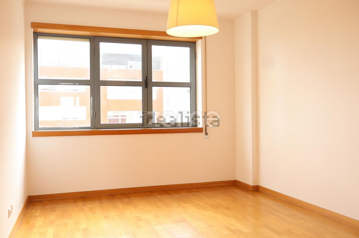 出租公寓 t2在Rua Cidade de Bissau, 19 - 客厅