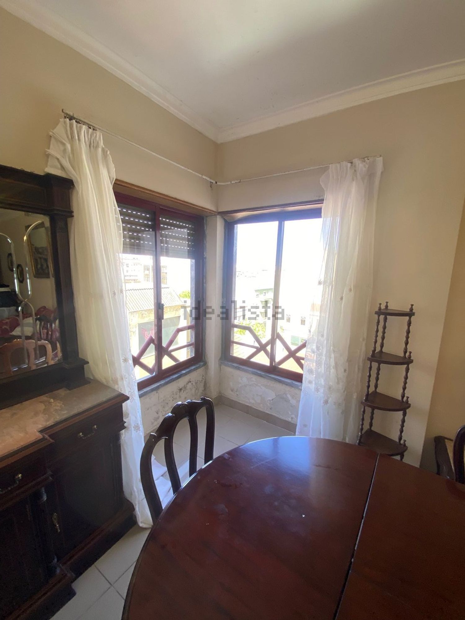 公寓 t2出售在Rua José Elias Garcia - 客厅