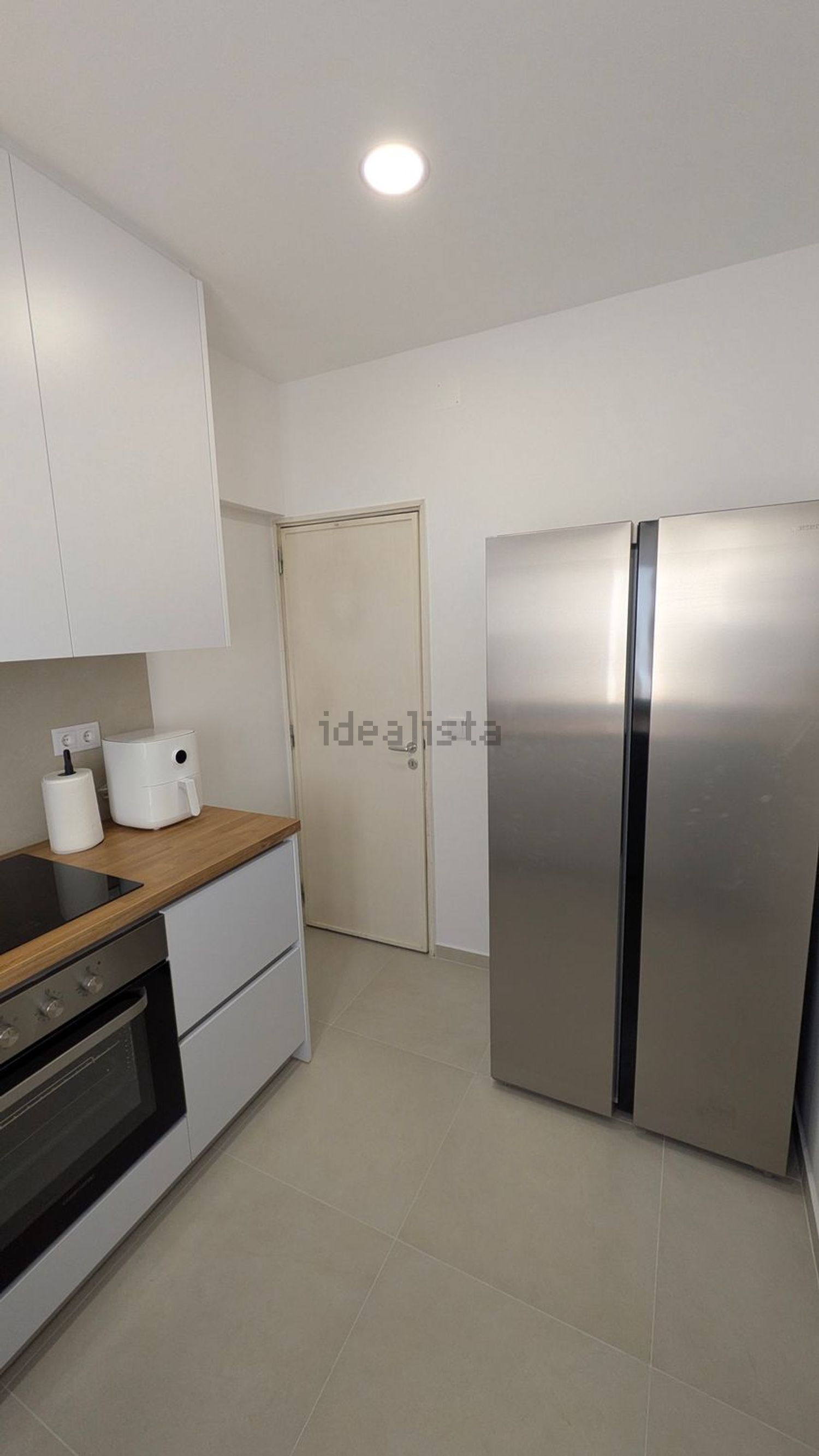 出租房间在Avenida Conde de Oeiras, 12 - 厨房