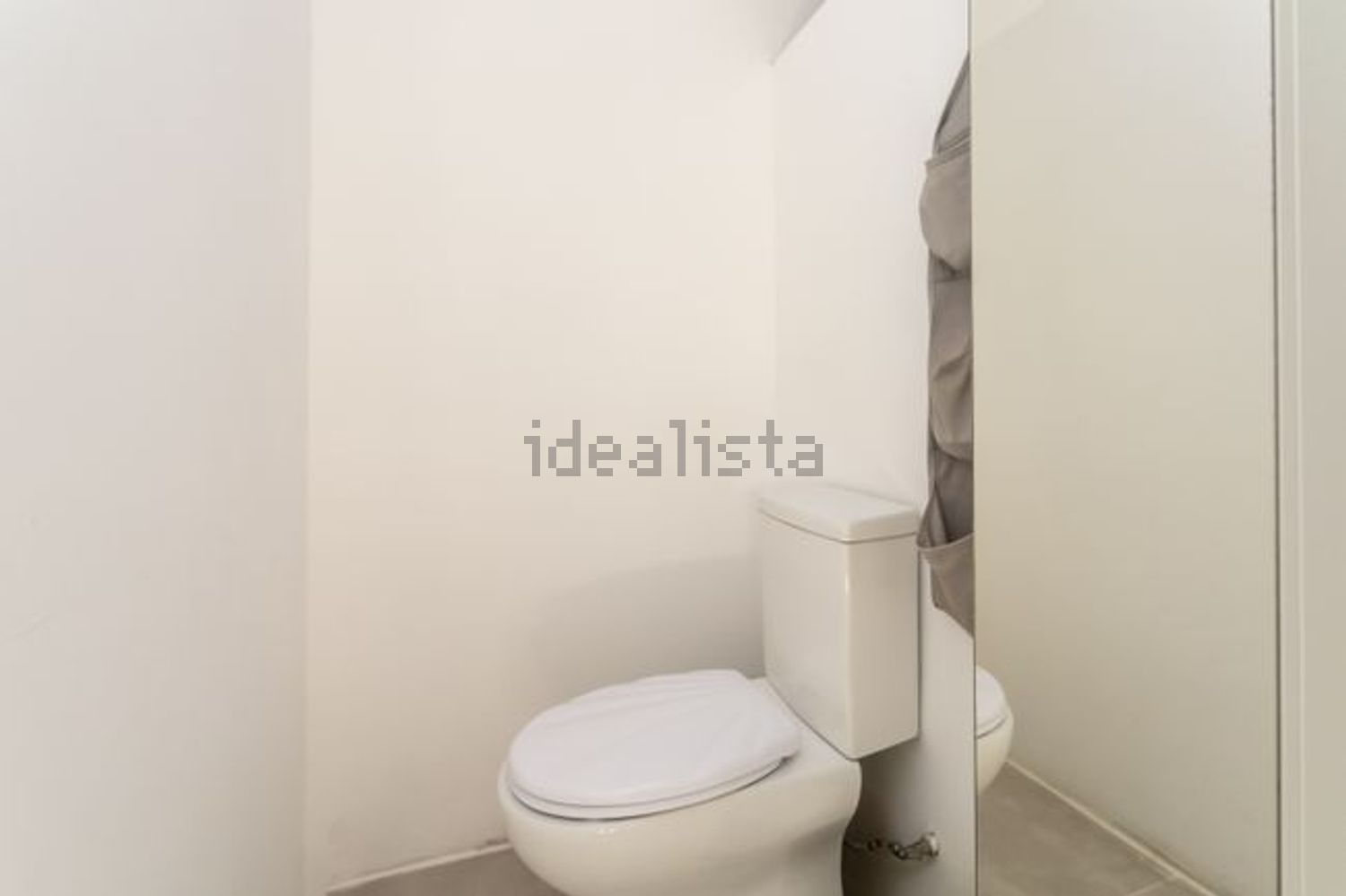 公寓 t3出售在Largo 1º de Maio, 19 - 卫生间