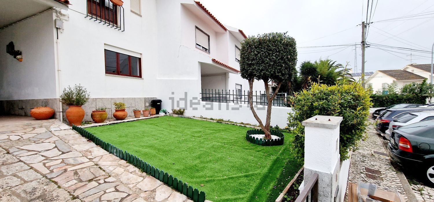 出租公寓 t2在Estrada de Paço de Arcos - 花园