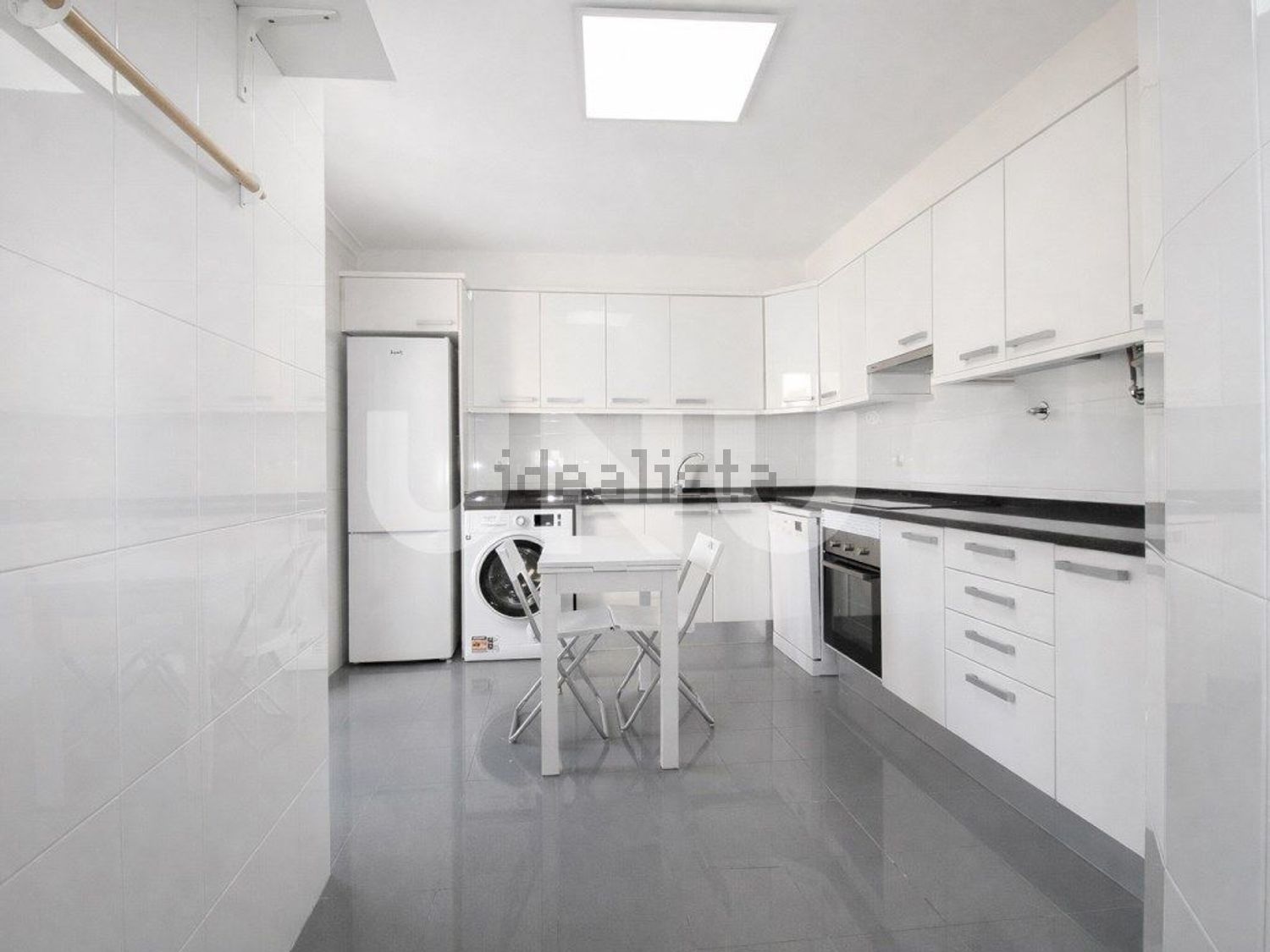 出租公寓 t2在Avenida Pedro Víctor, 31 - 厨房