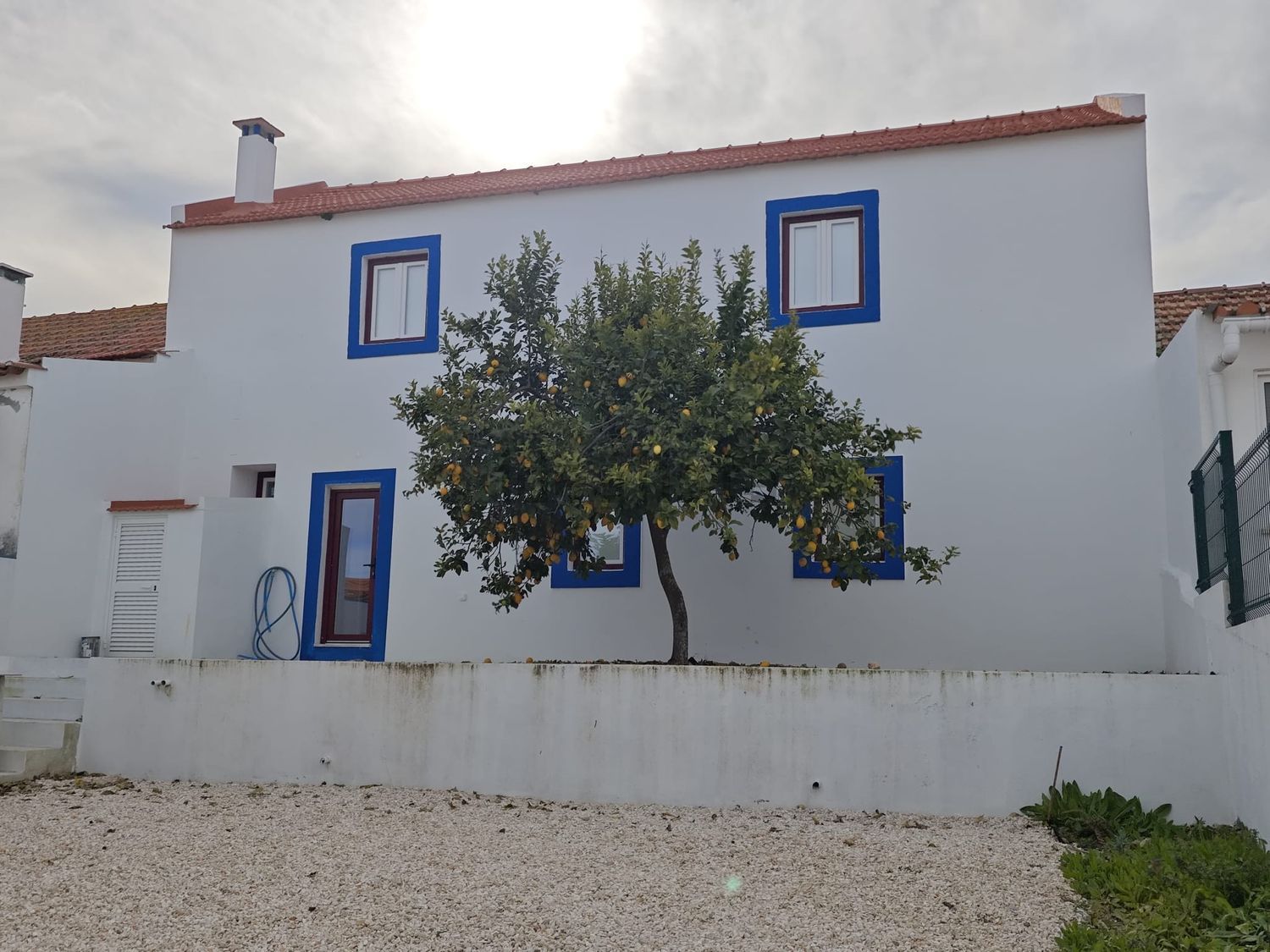 小楼房或独栋别墅出售在Largo da Aldeia, 22 - 外立面