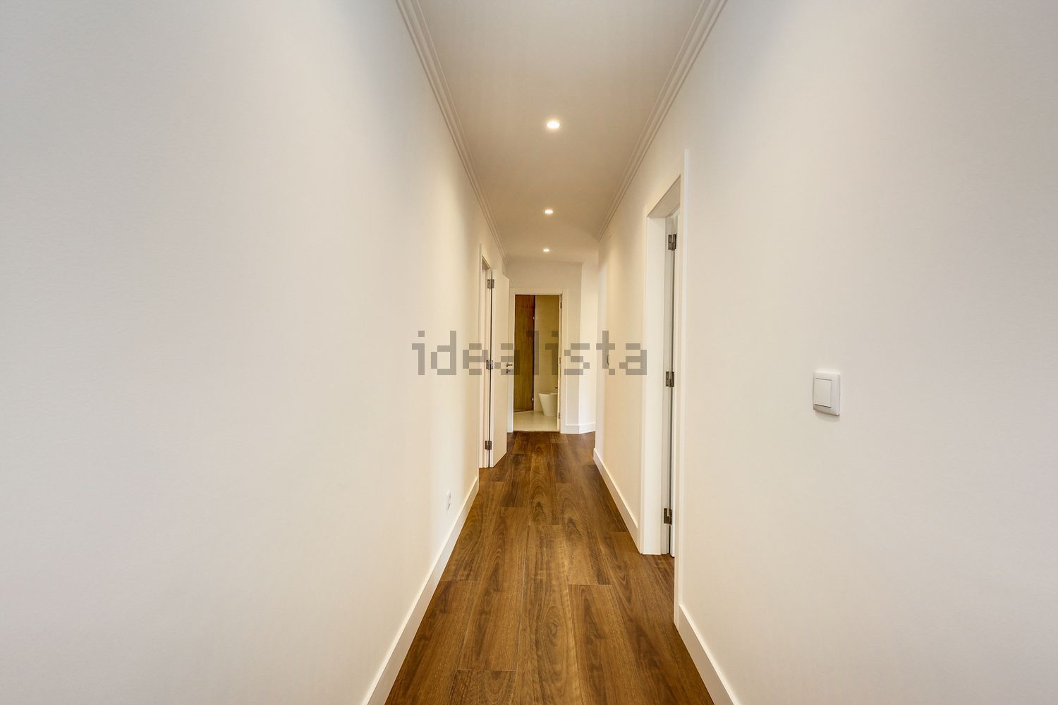 公寓 t4出售在Rua Mato das Cruzadas - 过道