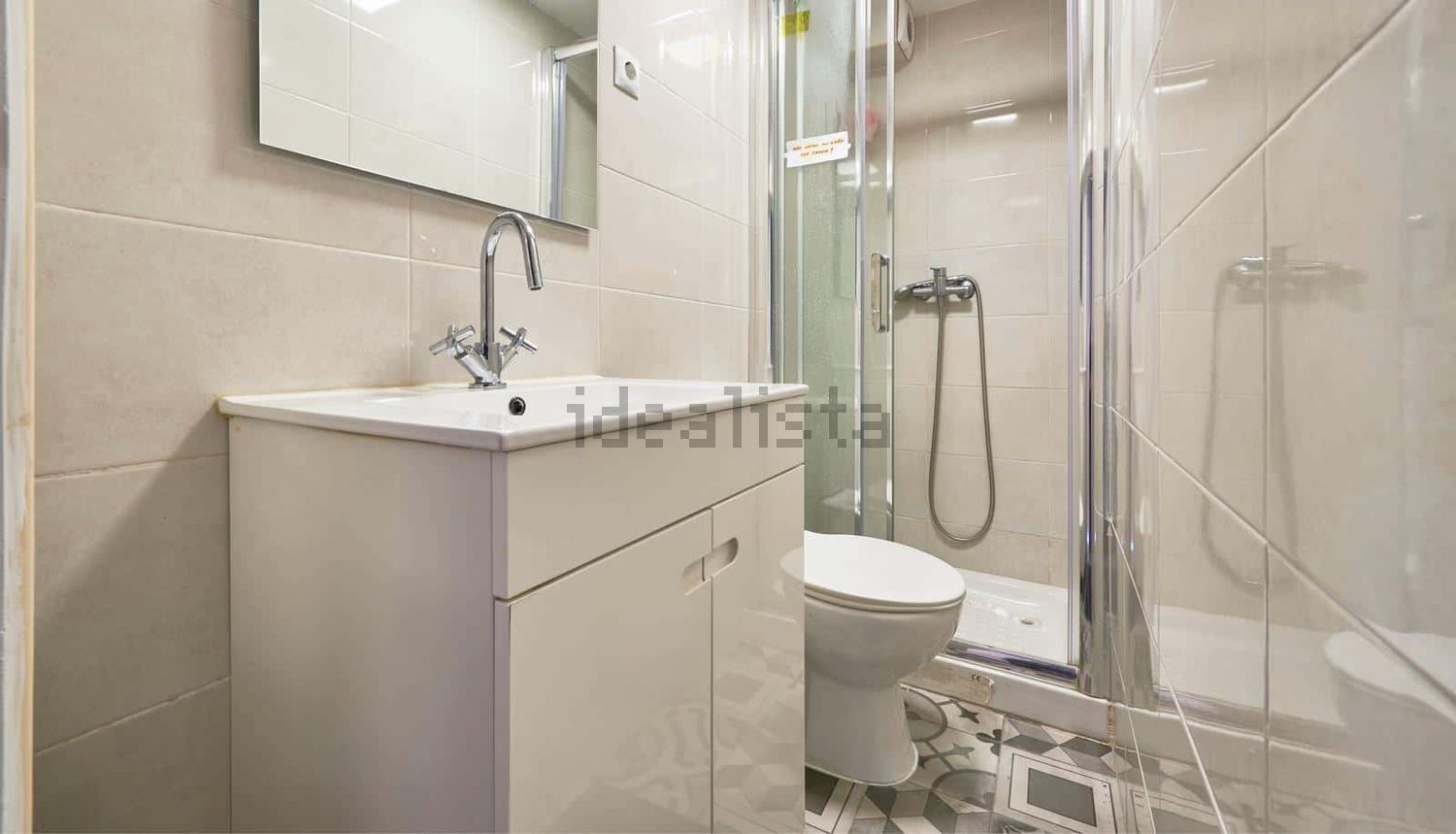 出租房间在Rua Capitão-Mor Lopes Sequeira s/n - 卫生间