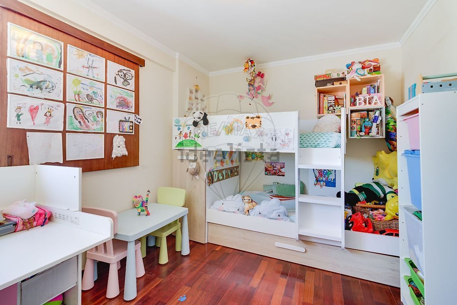 公寓 t2出售在Rua da Bela Vista à Graça - 客厅