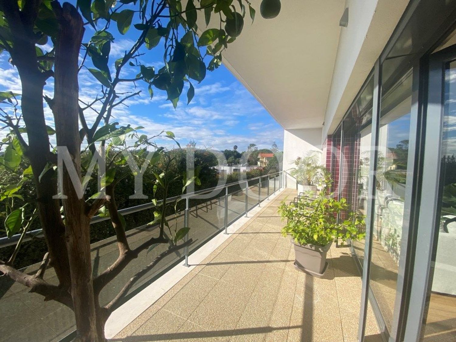 小楼房或独栋别墅出售在Santo Antão e São Julião do Tojal - 阳台