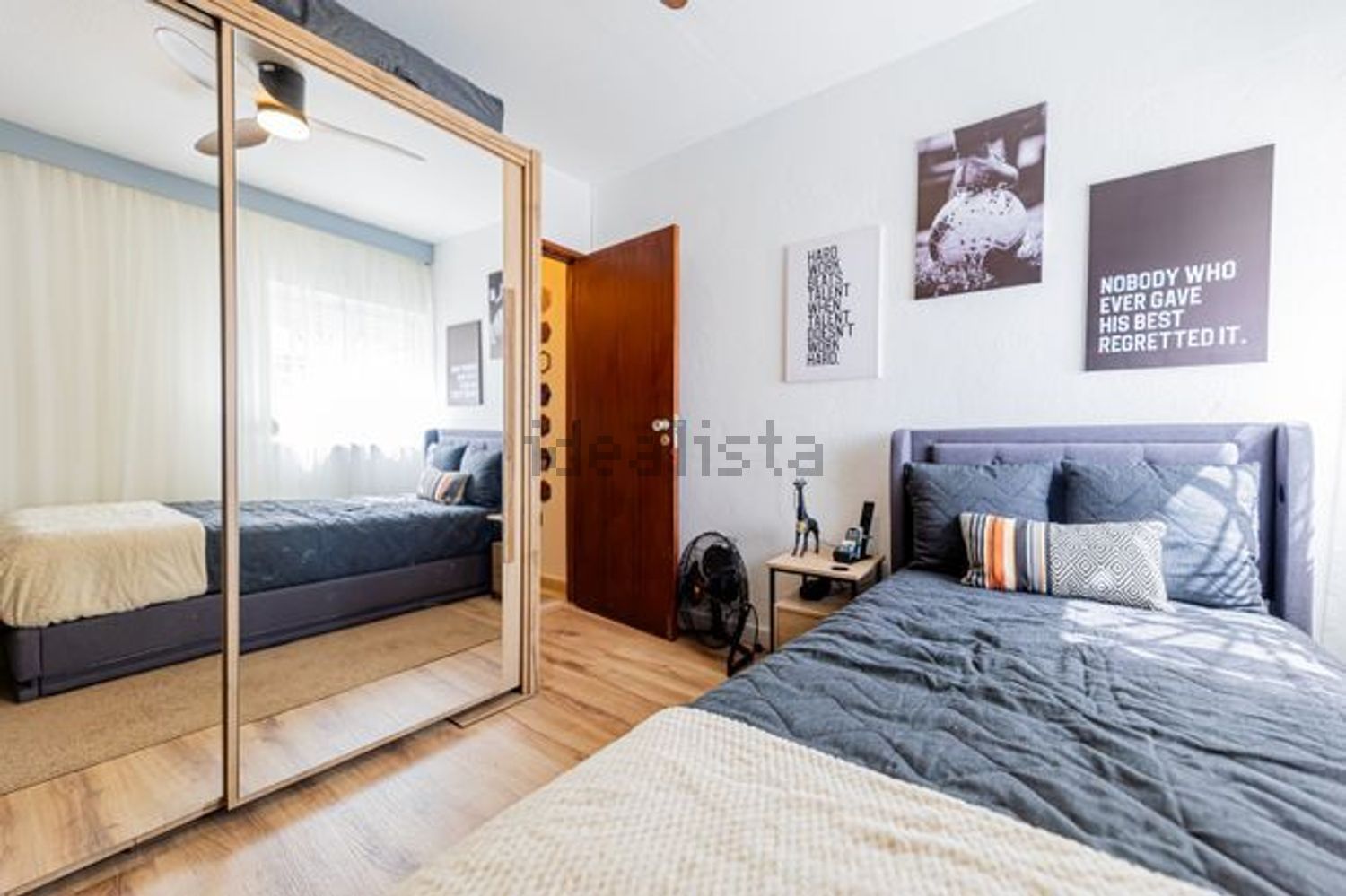 公寓 t4出售在Rua Almeida Garrett, 29 - 卧室