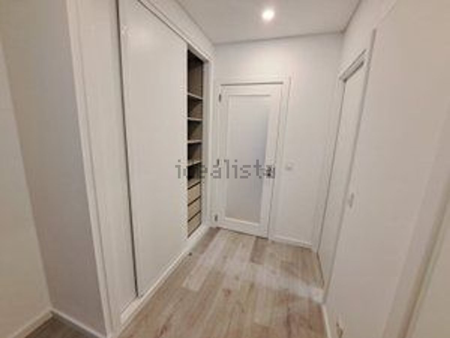 公寓 t3出售在Rua Henrique Campos - 过道