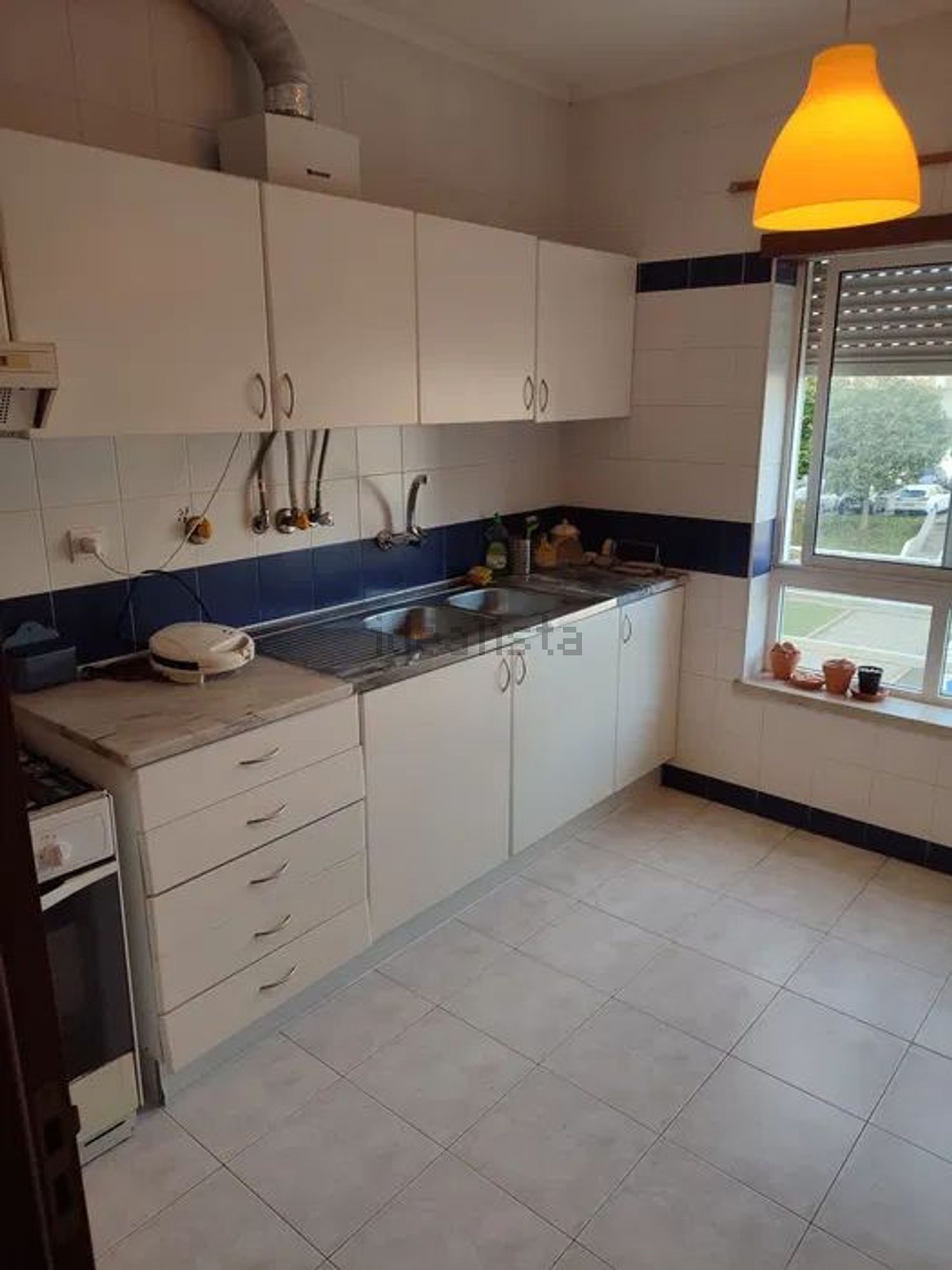 出租房间在Rua Amália Rodrigues, 14 - 厨房