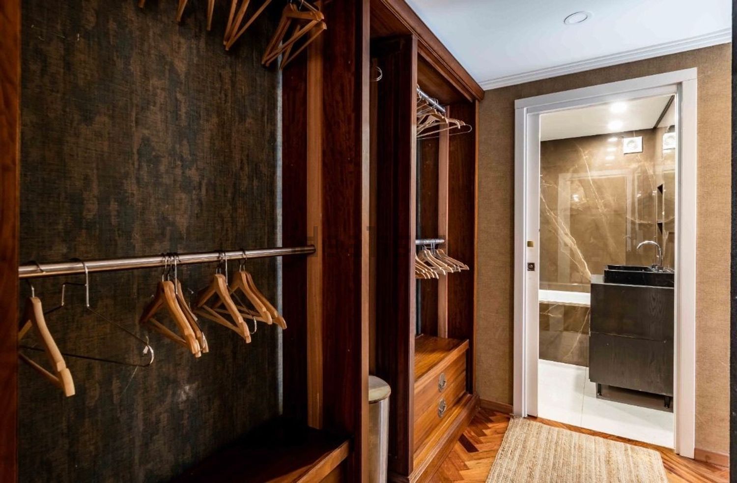 出租房间在Rua Cidade de Estremoz, 299 - 试衣间