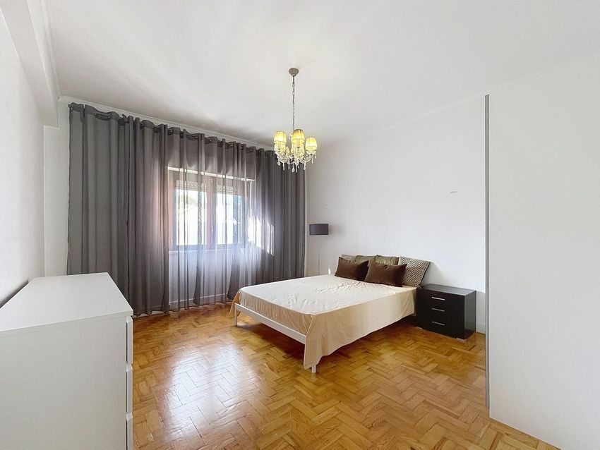 出租房间在Rua do Município, 13