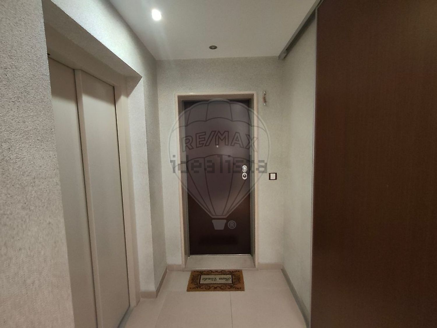 出租公寓 t3在Praça da Concórdia - 过道