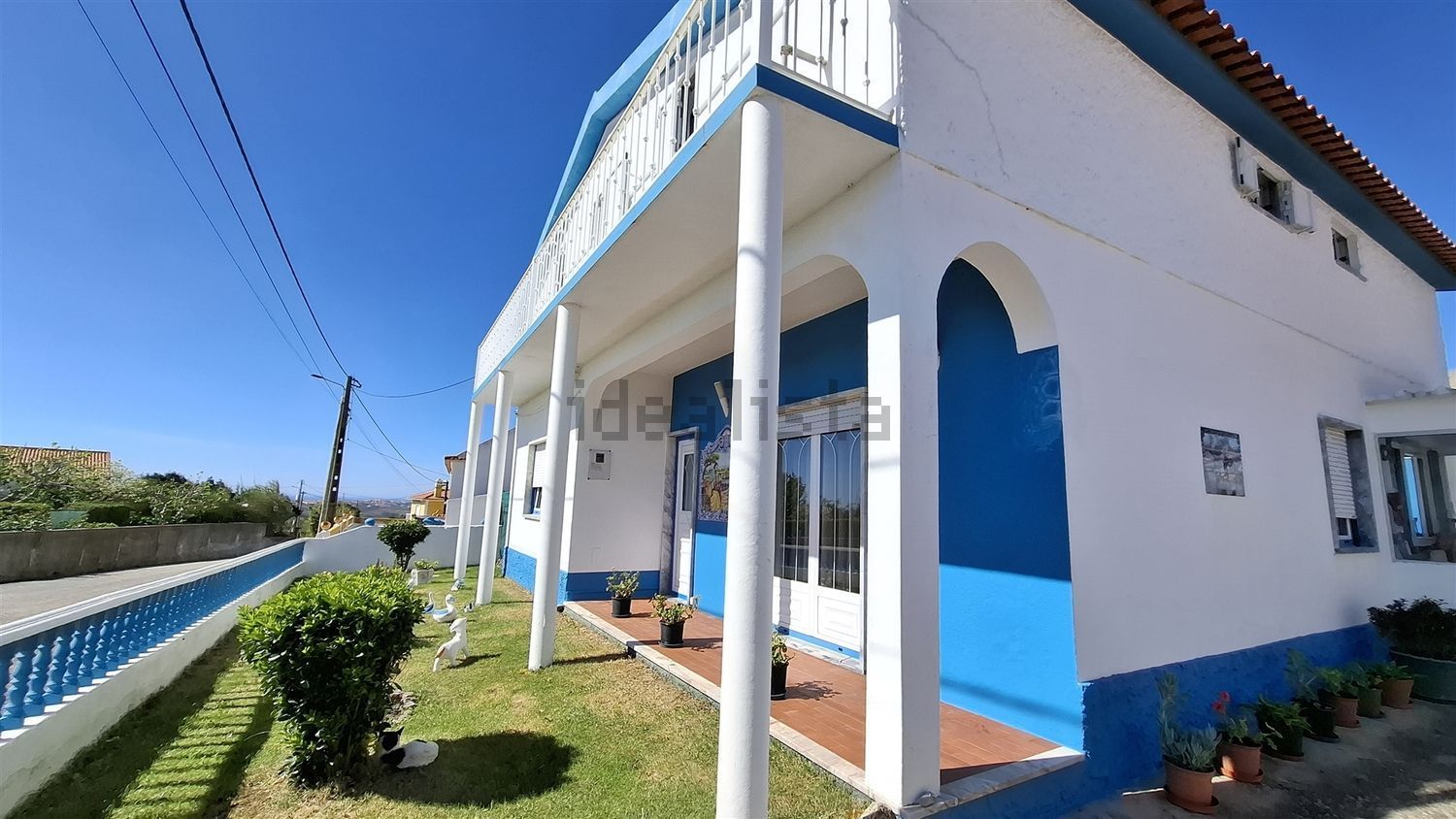 小楼房或独栋别墅出售在Santa Bárbara - 外立面