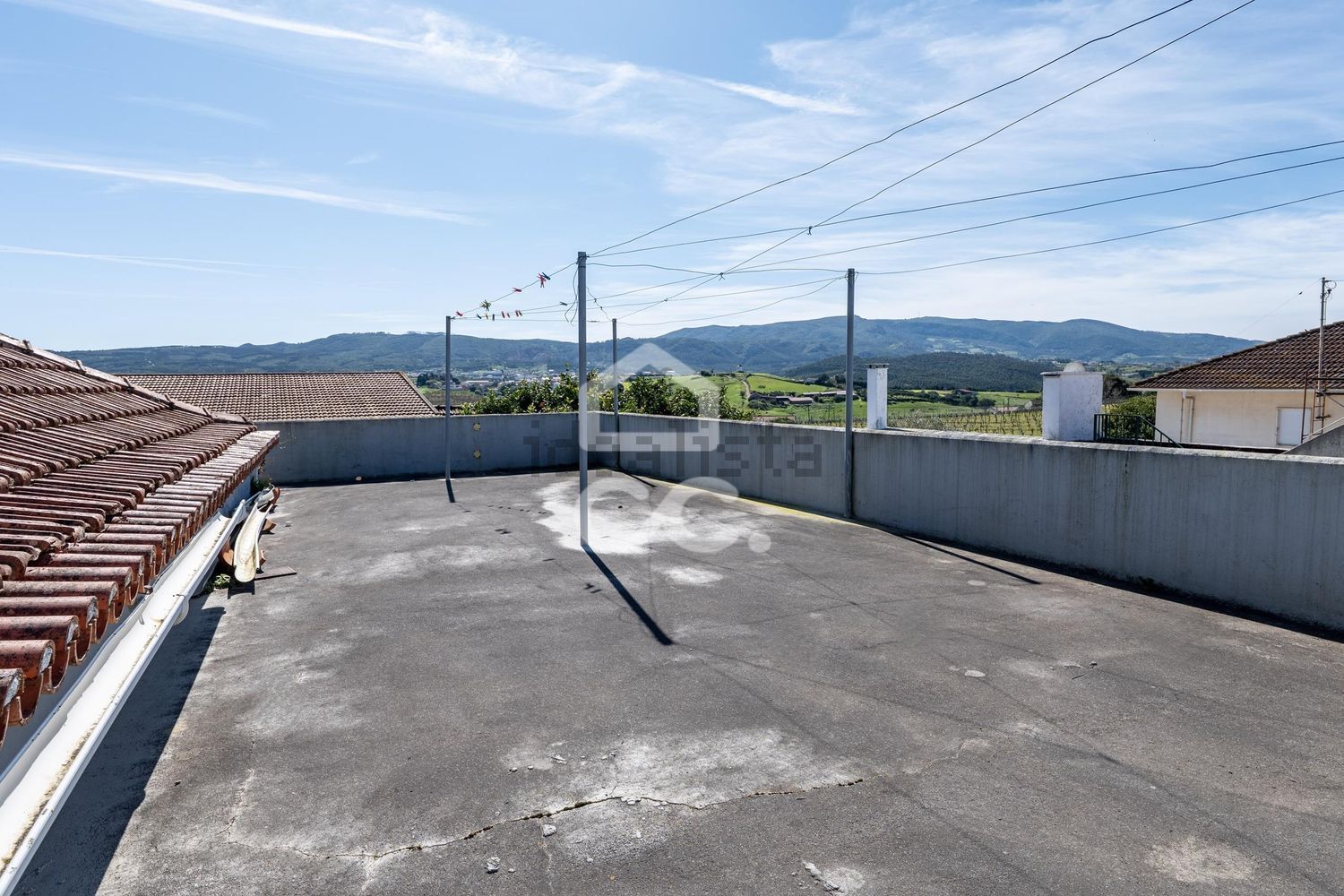 小楼房或独栋别墅出售在Lamas e Cercal - 照片