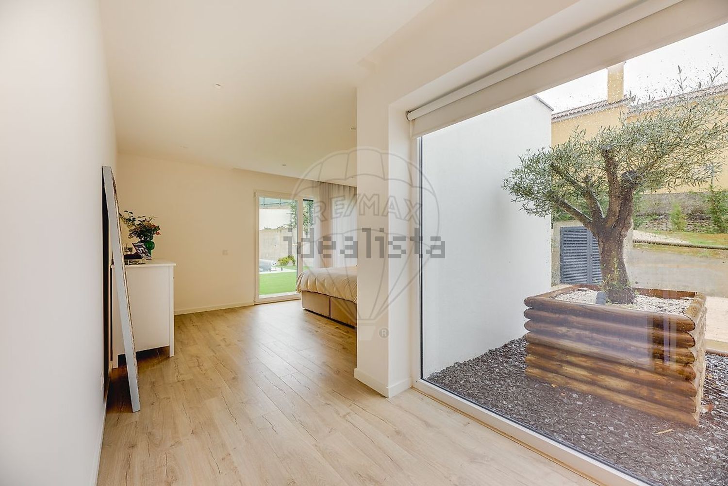 小楼房或独栋别墅出售在Rua Mato Moreira - 照片