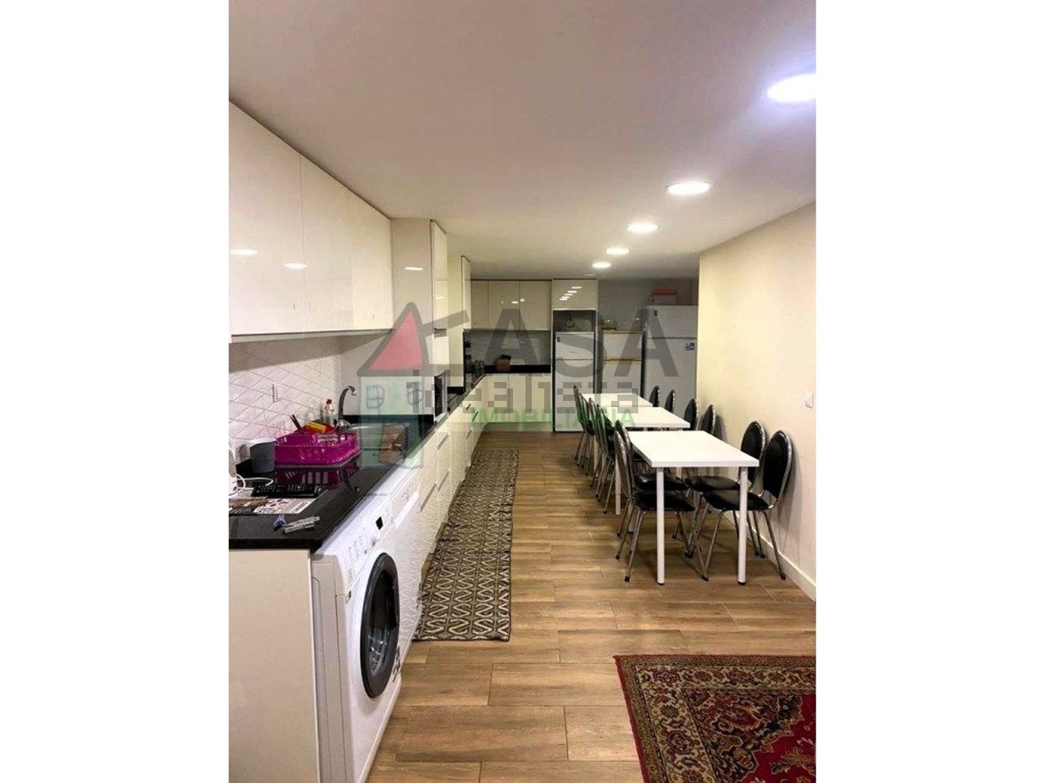 小楼房或独栋别墅出售在Rua Santo Estevão, 194 - 客厅