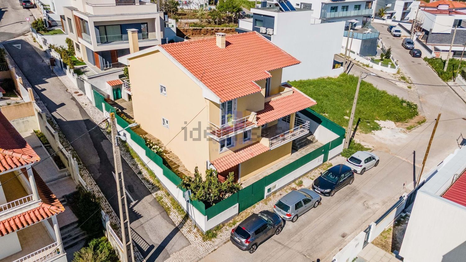 小楼房或别墅出售在Pontinha e Famões - 照片