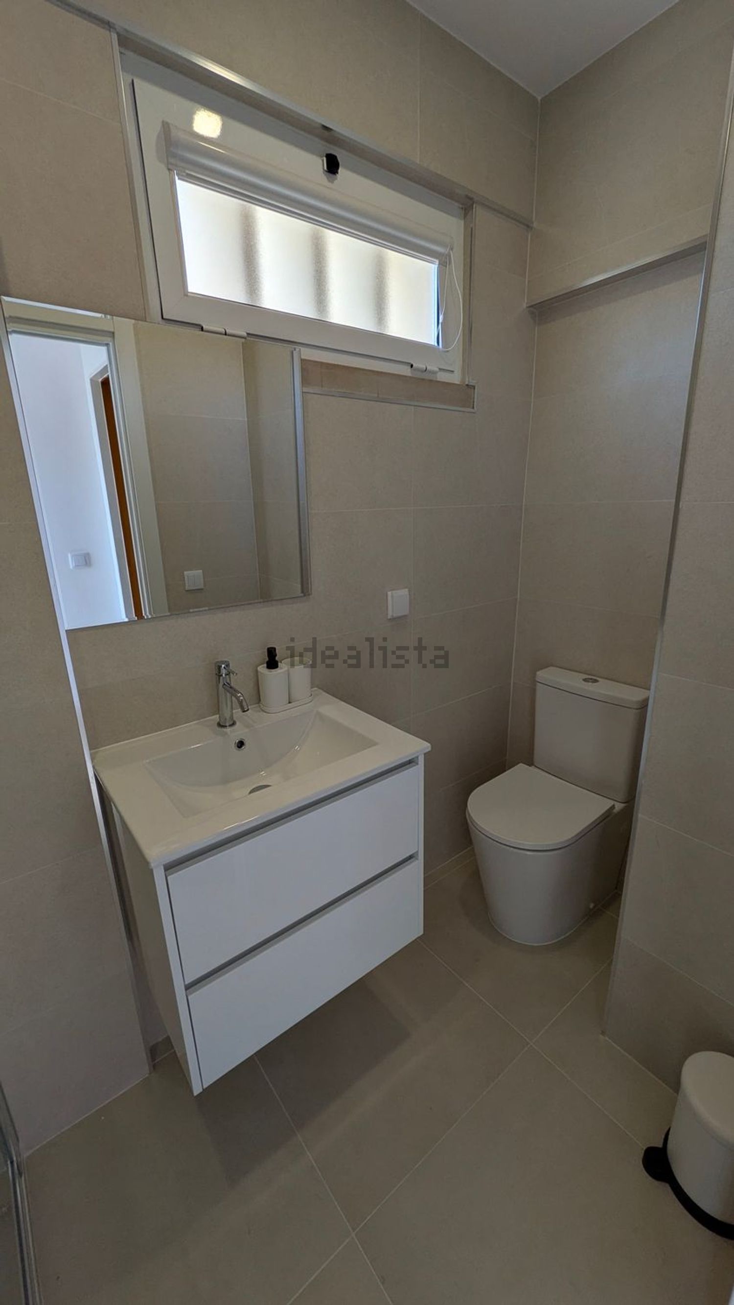 出租房间在Avenida Conde de Oeiras, 12 - 卫生间