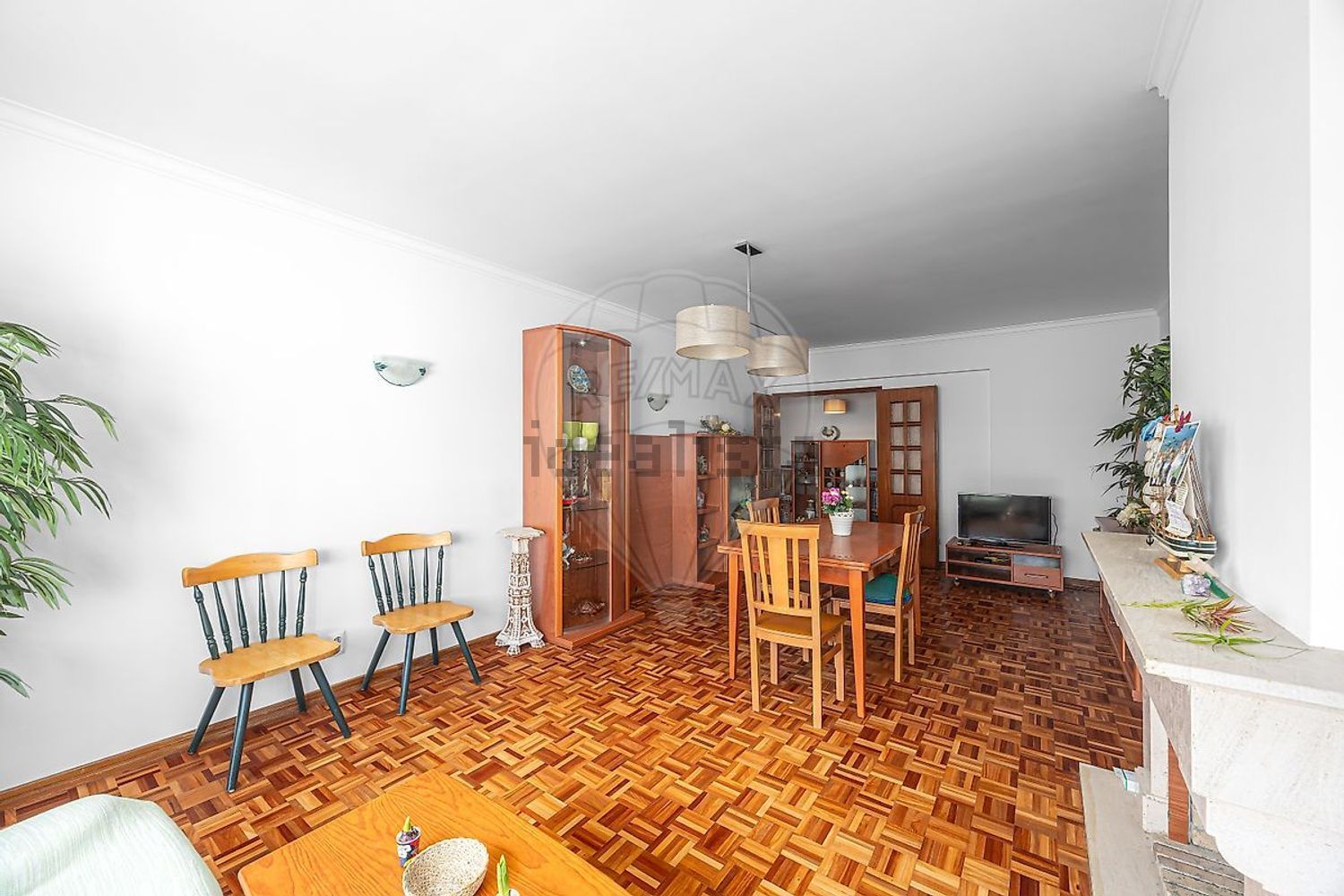 公寓 t4出售在Praceta Cesário Verde - 客厅