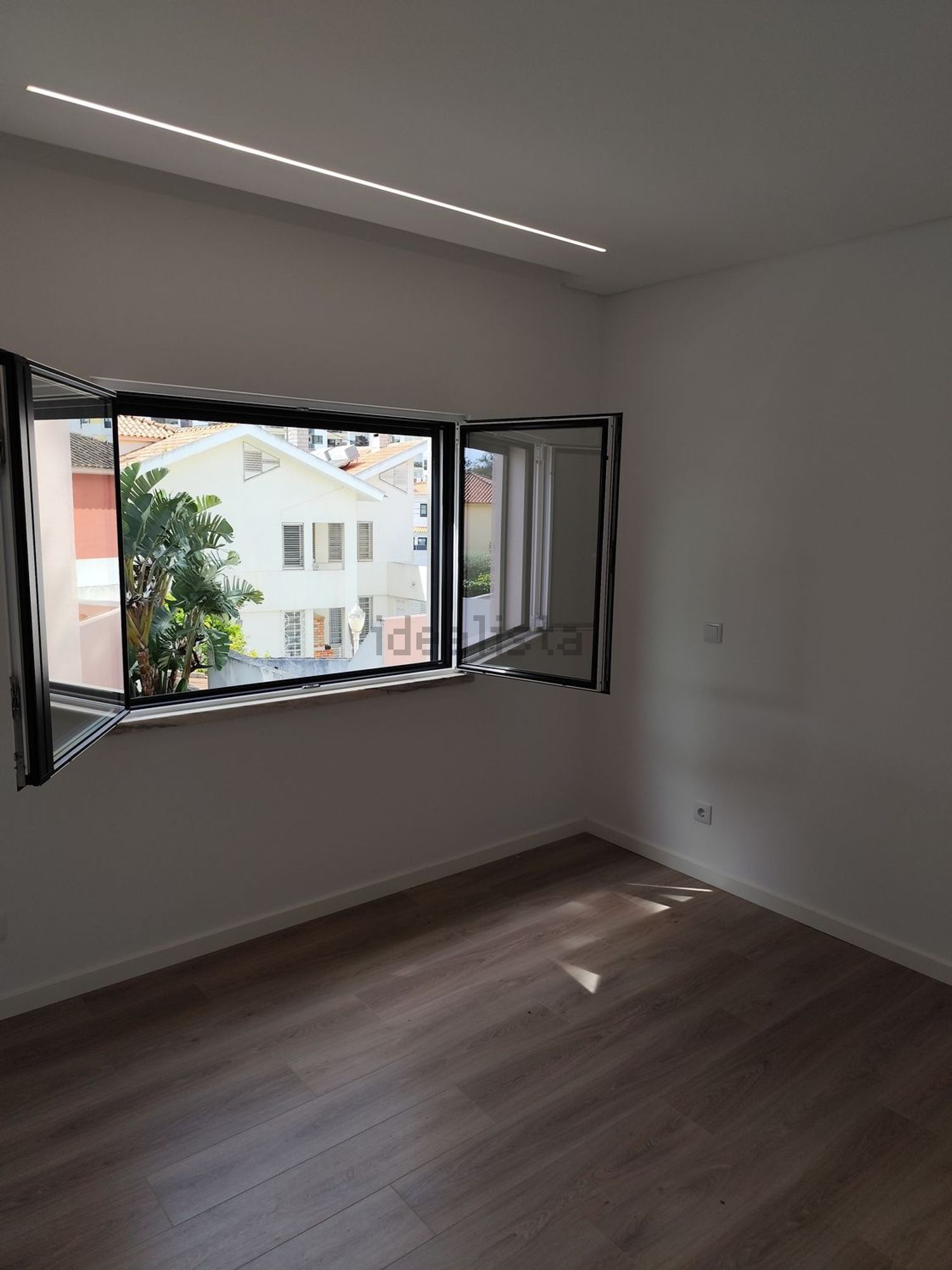 出租小楼房或独栋别墅在Praceta Santa Rita de Cássia - 卧室